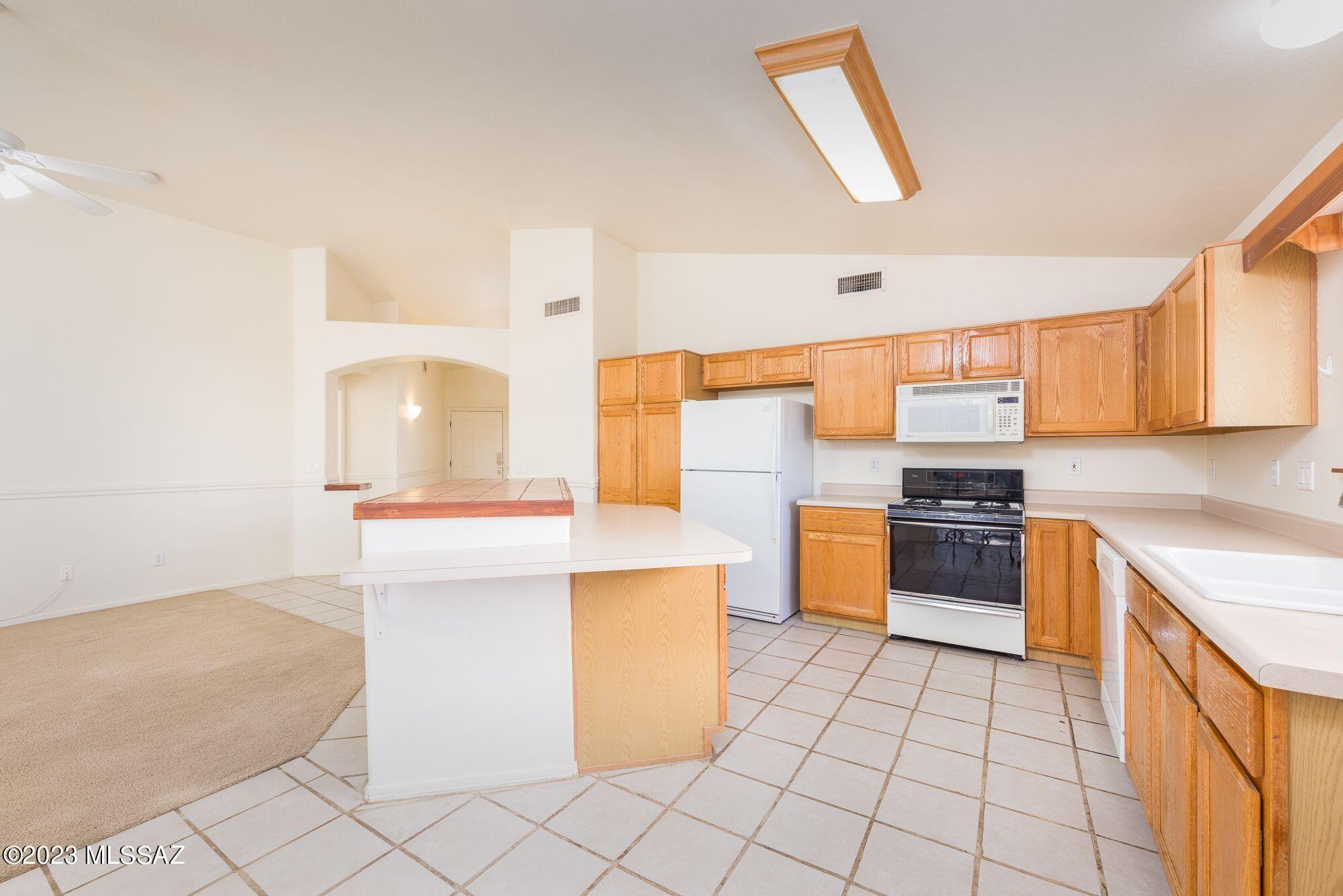 Continental Ranch (1-148) - Residential Lease