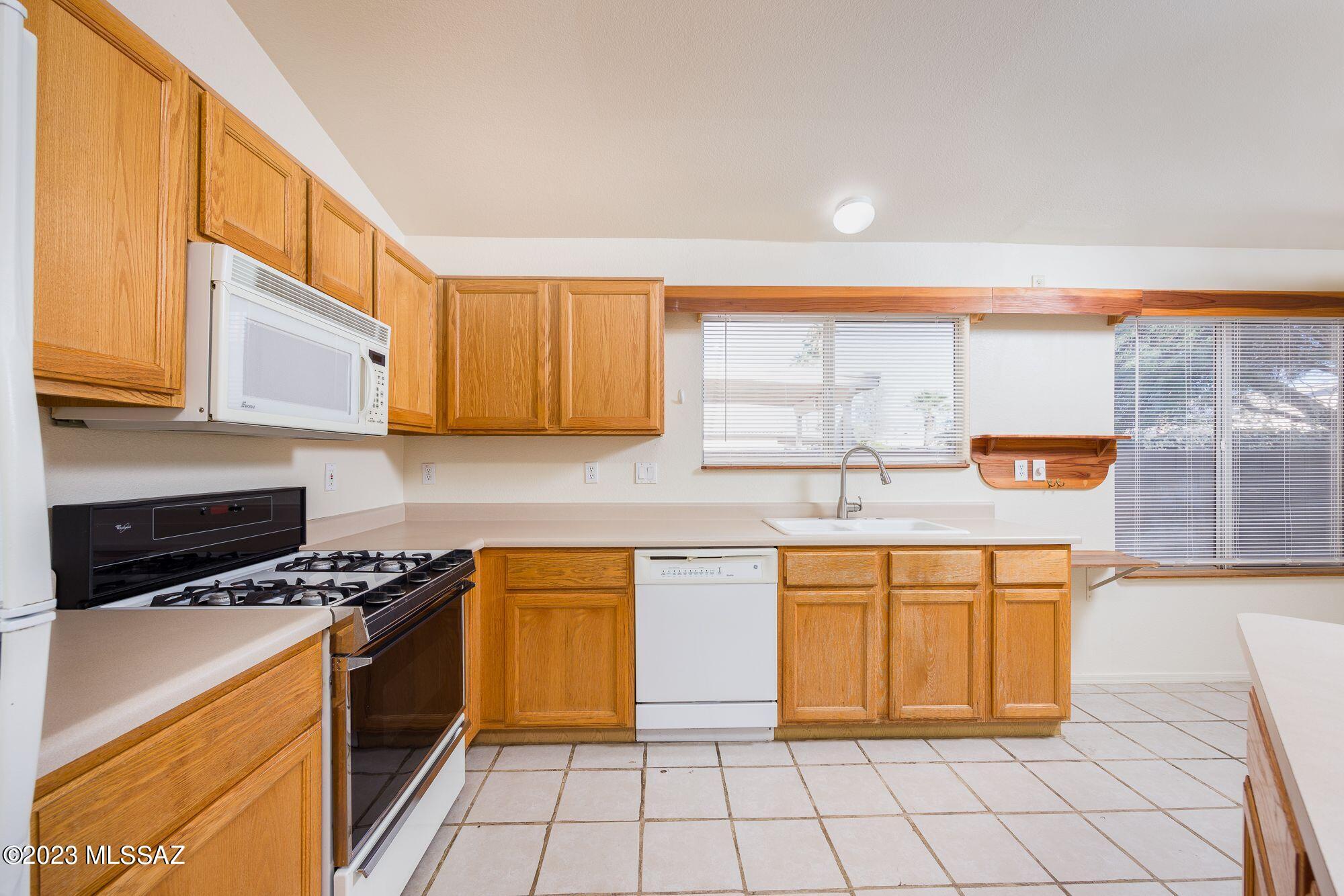 Continental Ranch (1-148) - Residential Lease