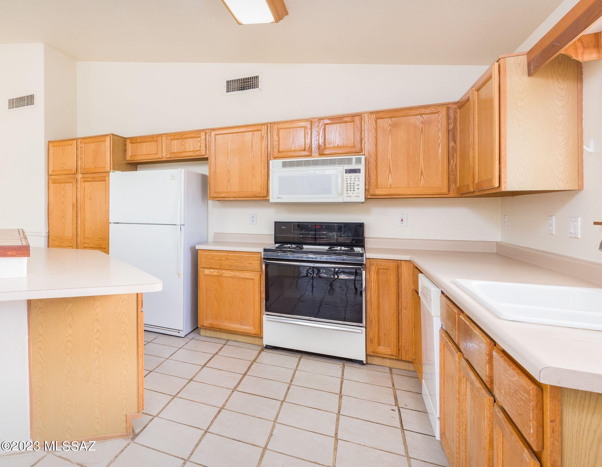Continental Ranch (1-148) - Residential Lease