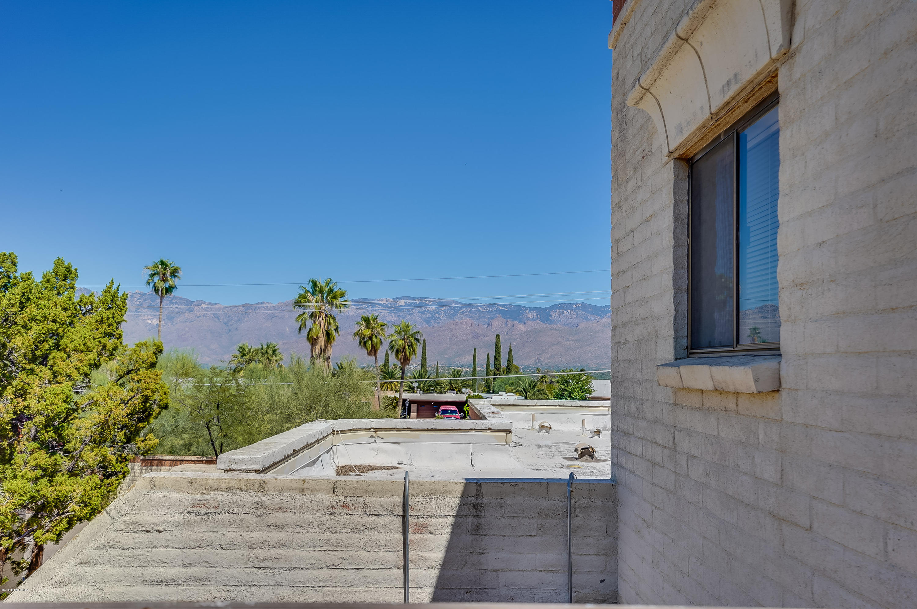 Plaza Mirador (1-28) - Residential