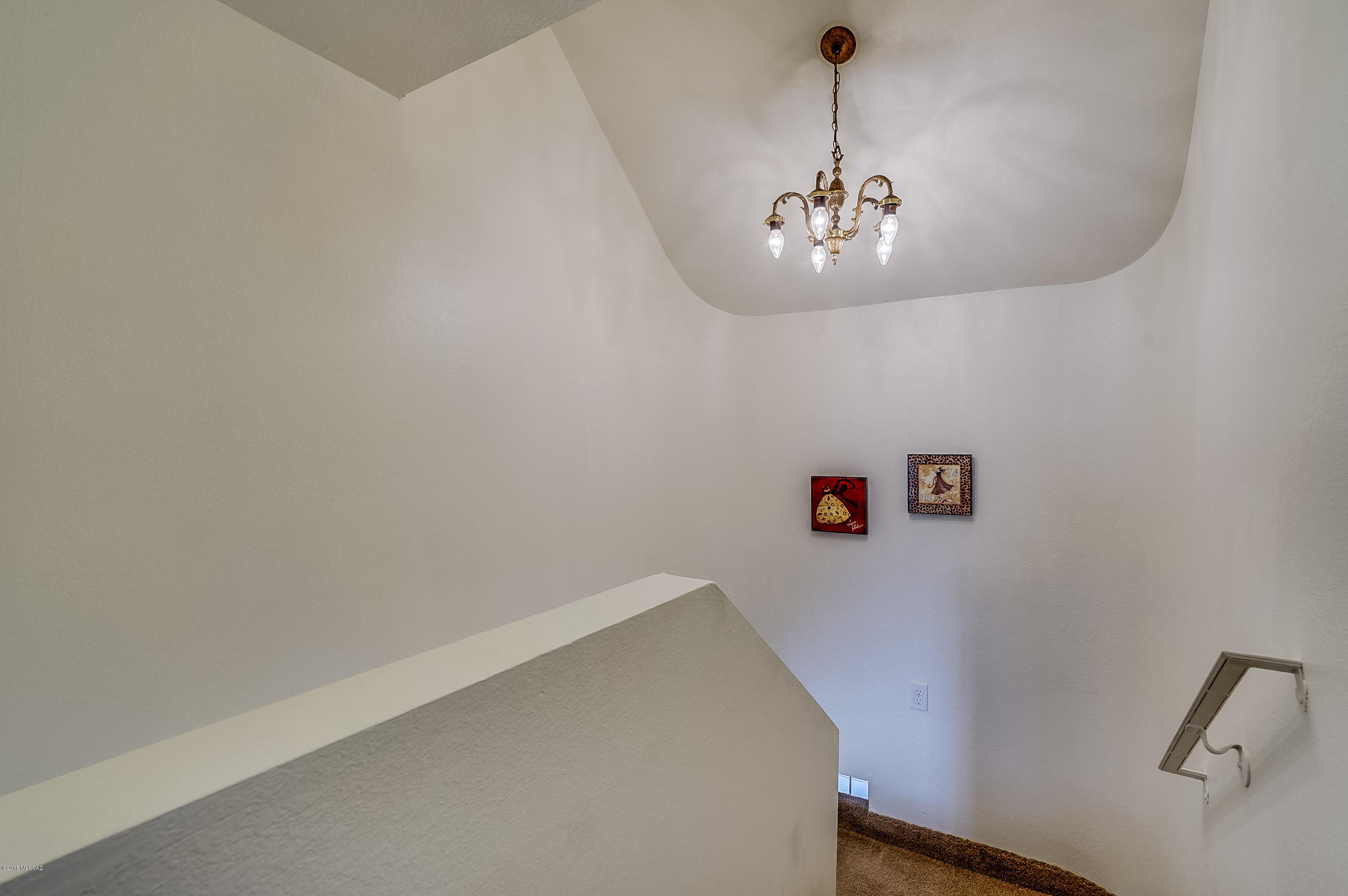 Plaza Mirador (1-28) - Residential
