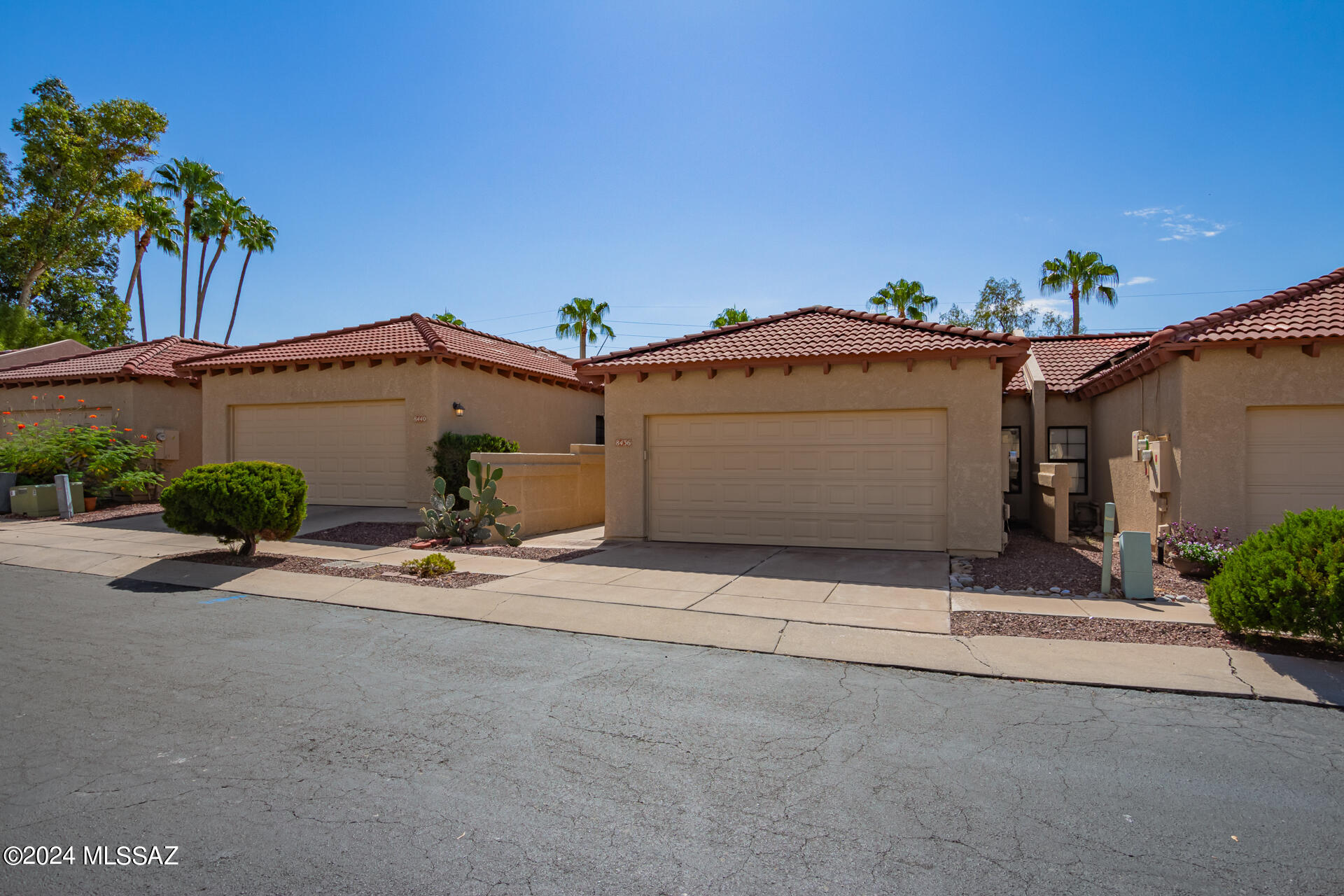 Belle Vista Townhomes (1-83) - Residential Lease