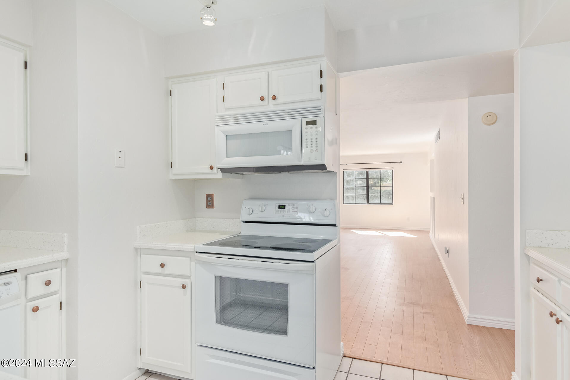 Belle Vista Townhomes (1-83) - Residential Lease