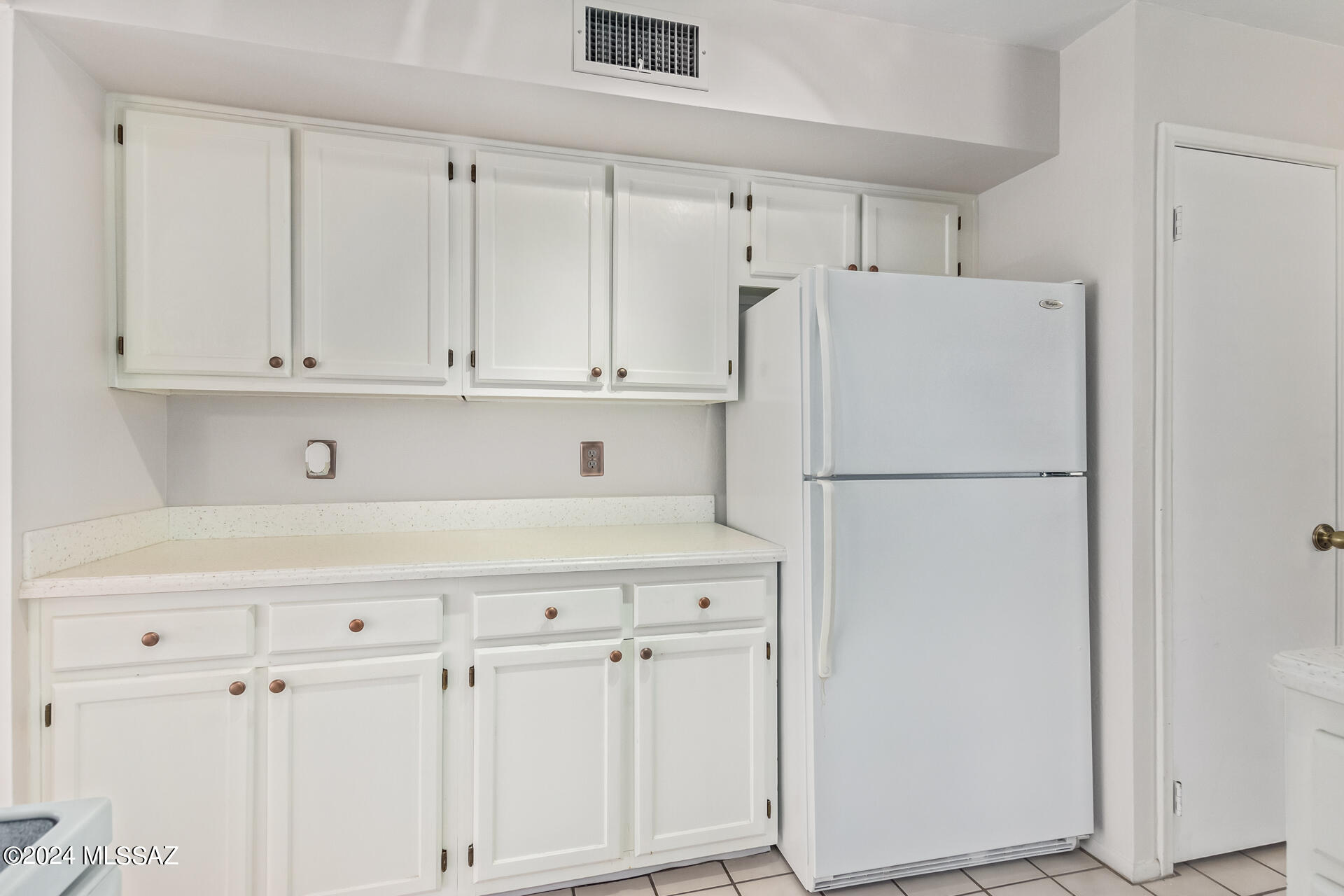 Belle Vista Townhomes (1-83) - Residential Lease
