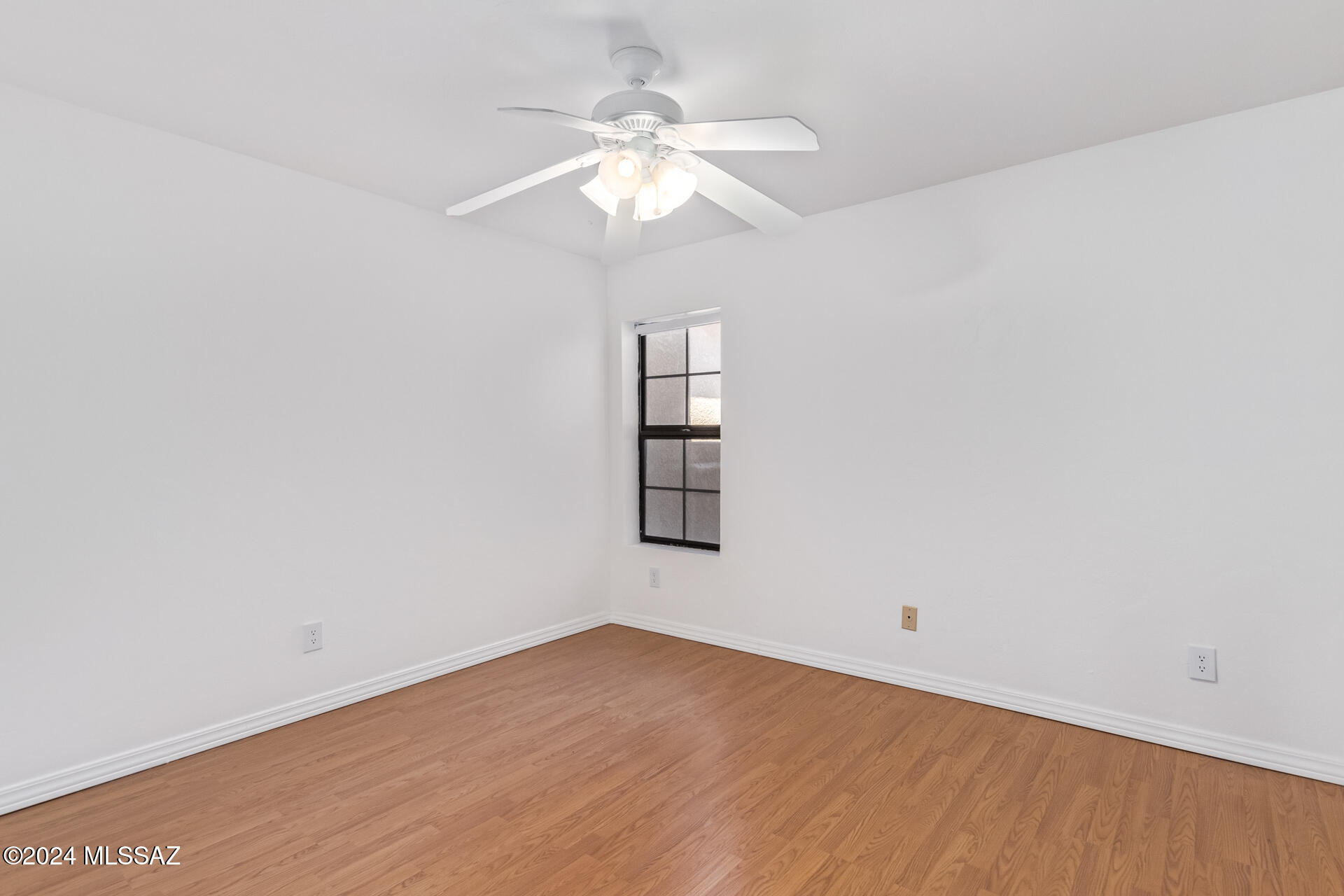 Belle Vista Townhomes (1-83) - Residential Lease