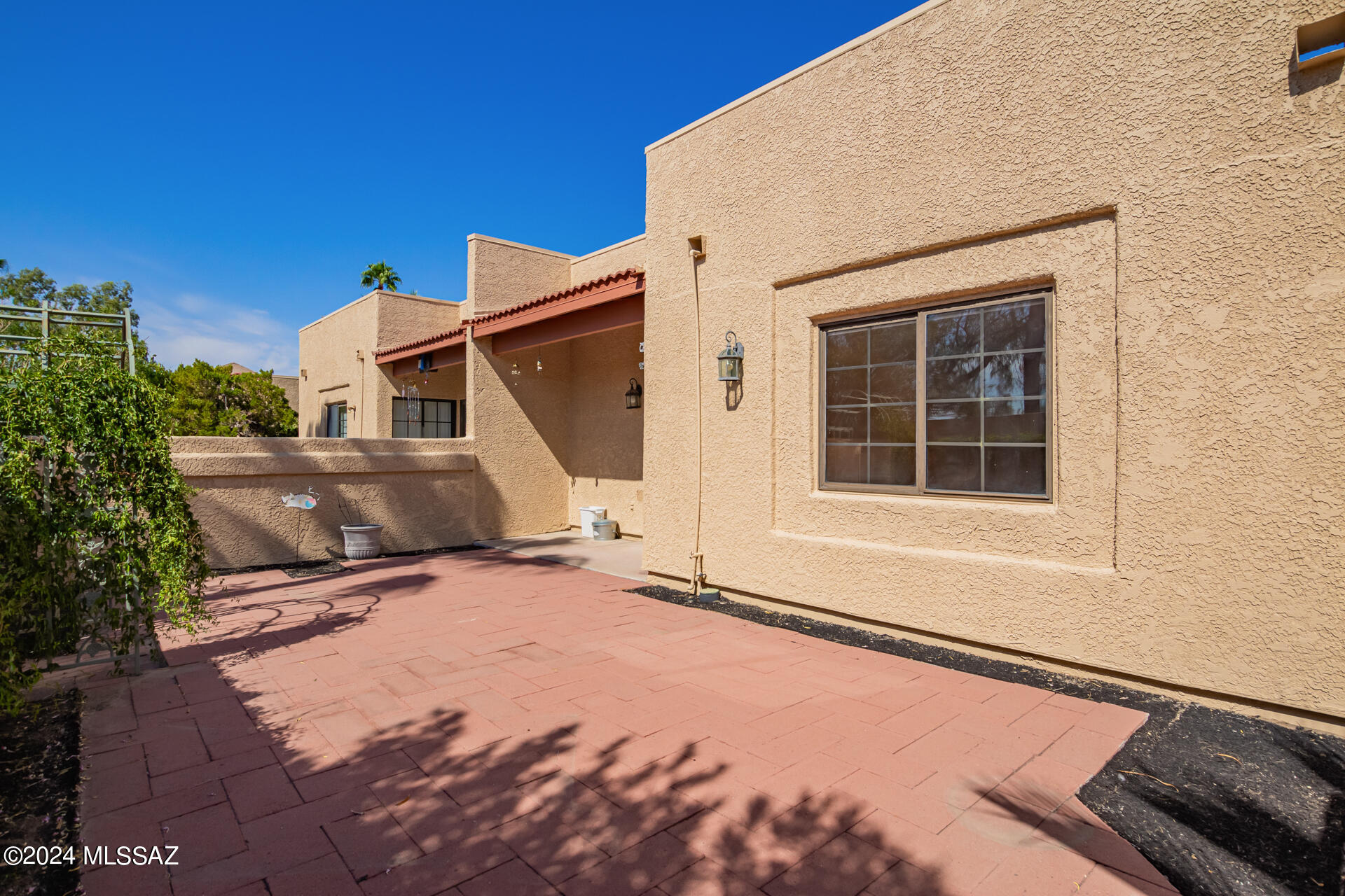 Belle Vista Townhomes (1-83) - Residential Lease