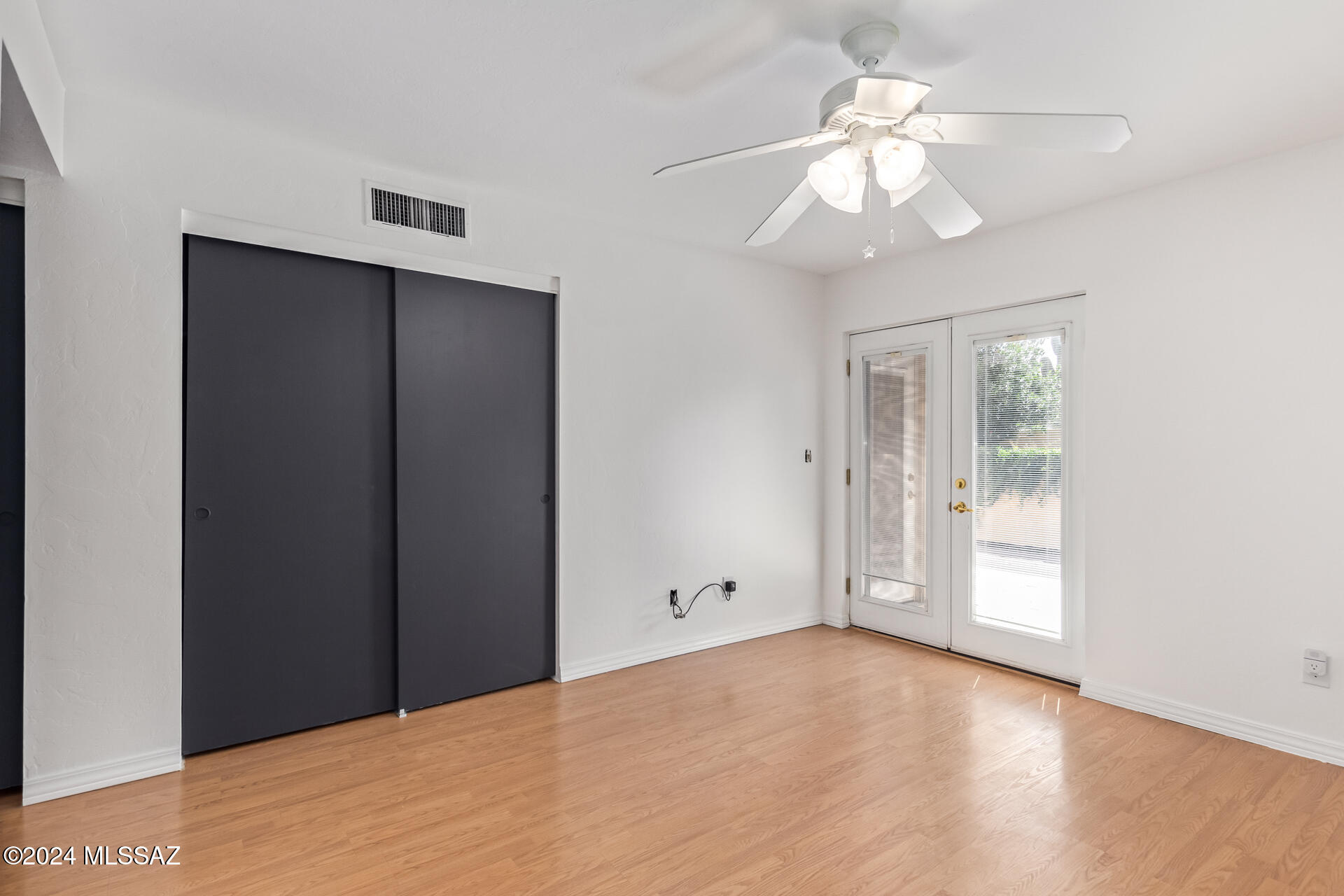 Belle Vista Townhomes (1-83) - Residential Lease