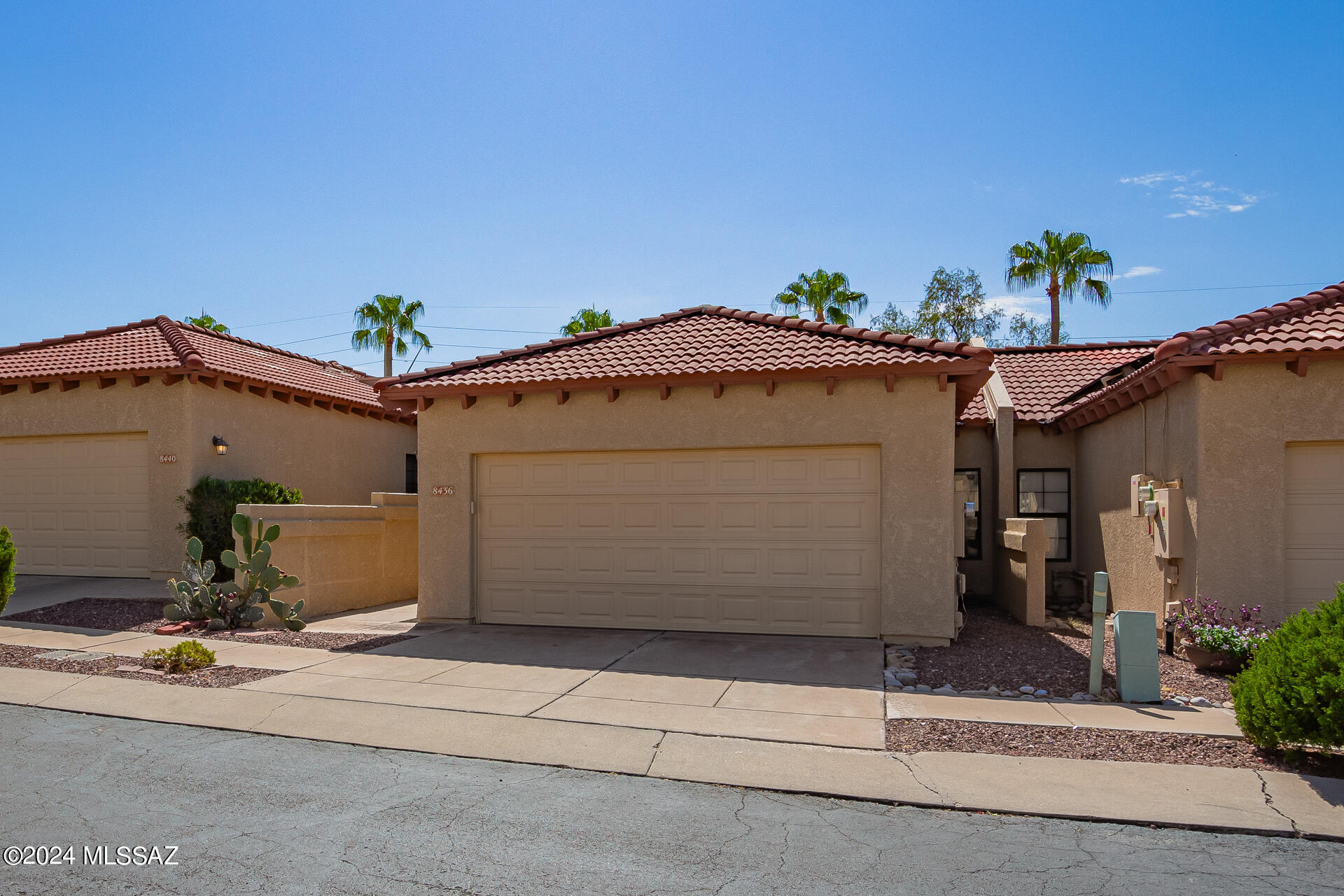 Belle Vista Townhomes (1-83) - Residential Lease