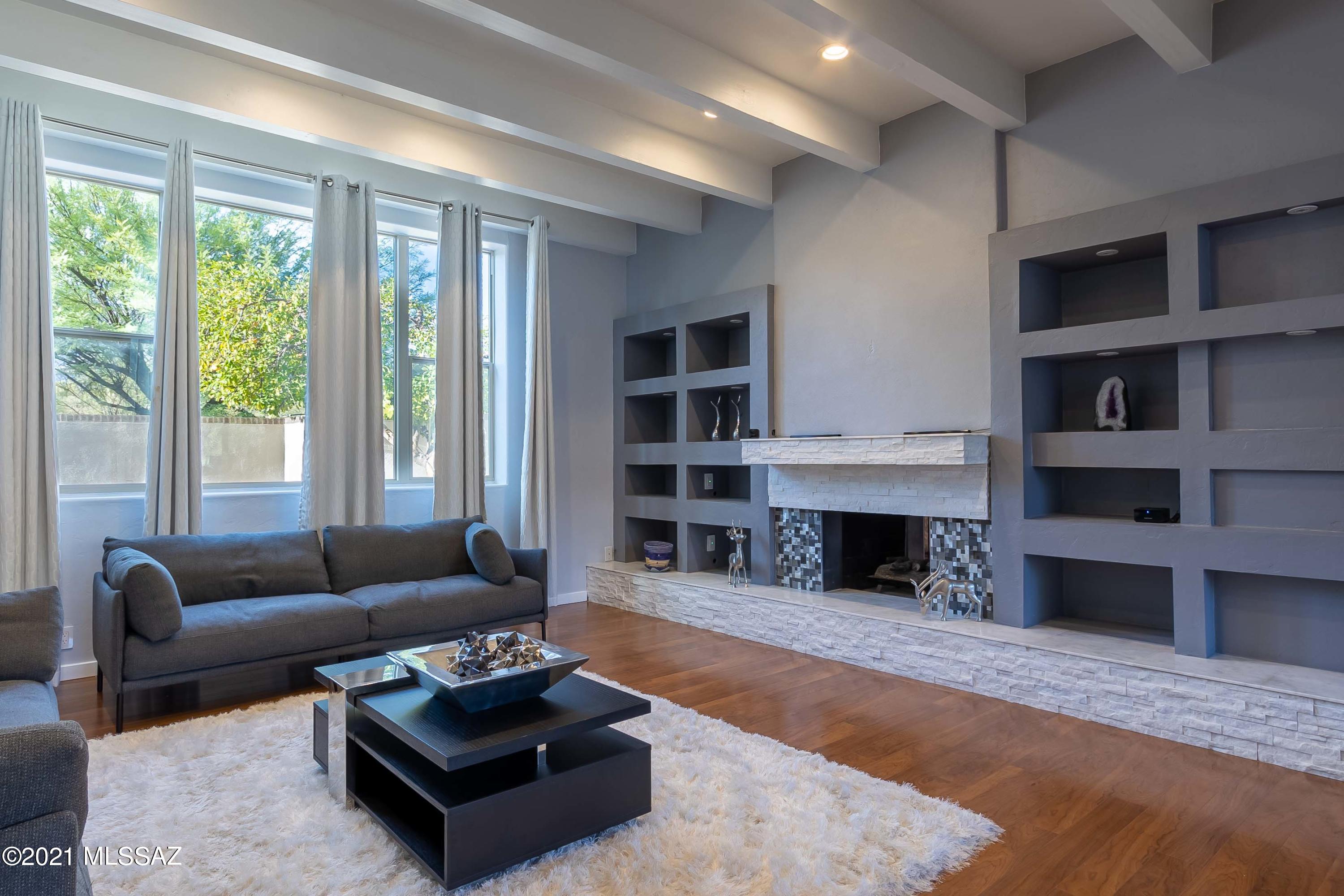 Catalina Foothills Estates NO. 10 (1-72) - Residential