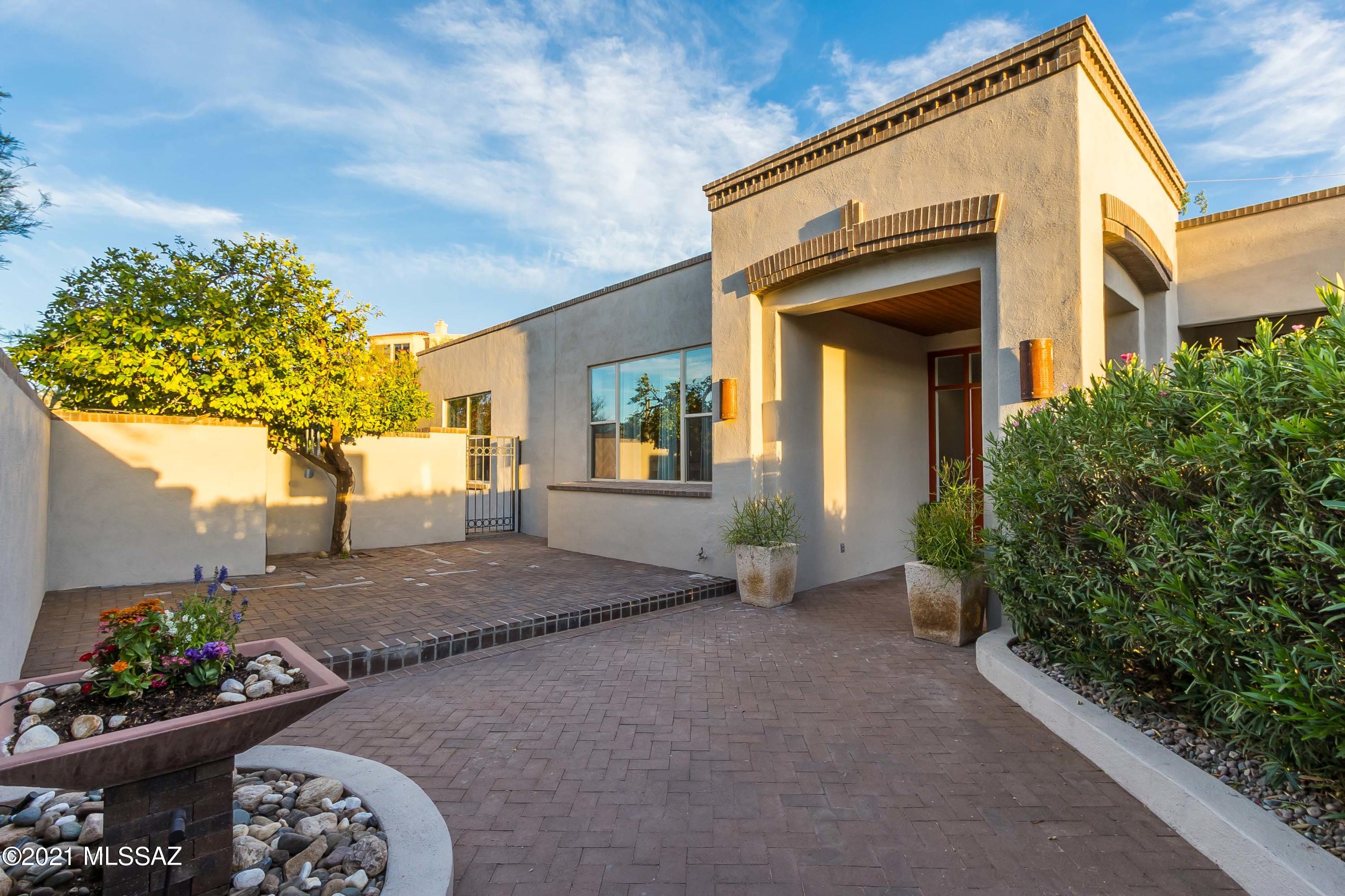 Catalina Foothills Estates NO. 10 (1-72) - Residential