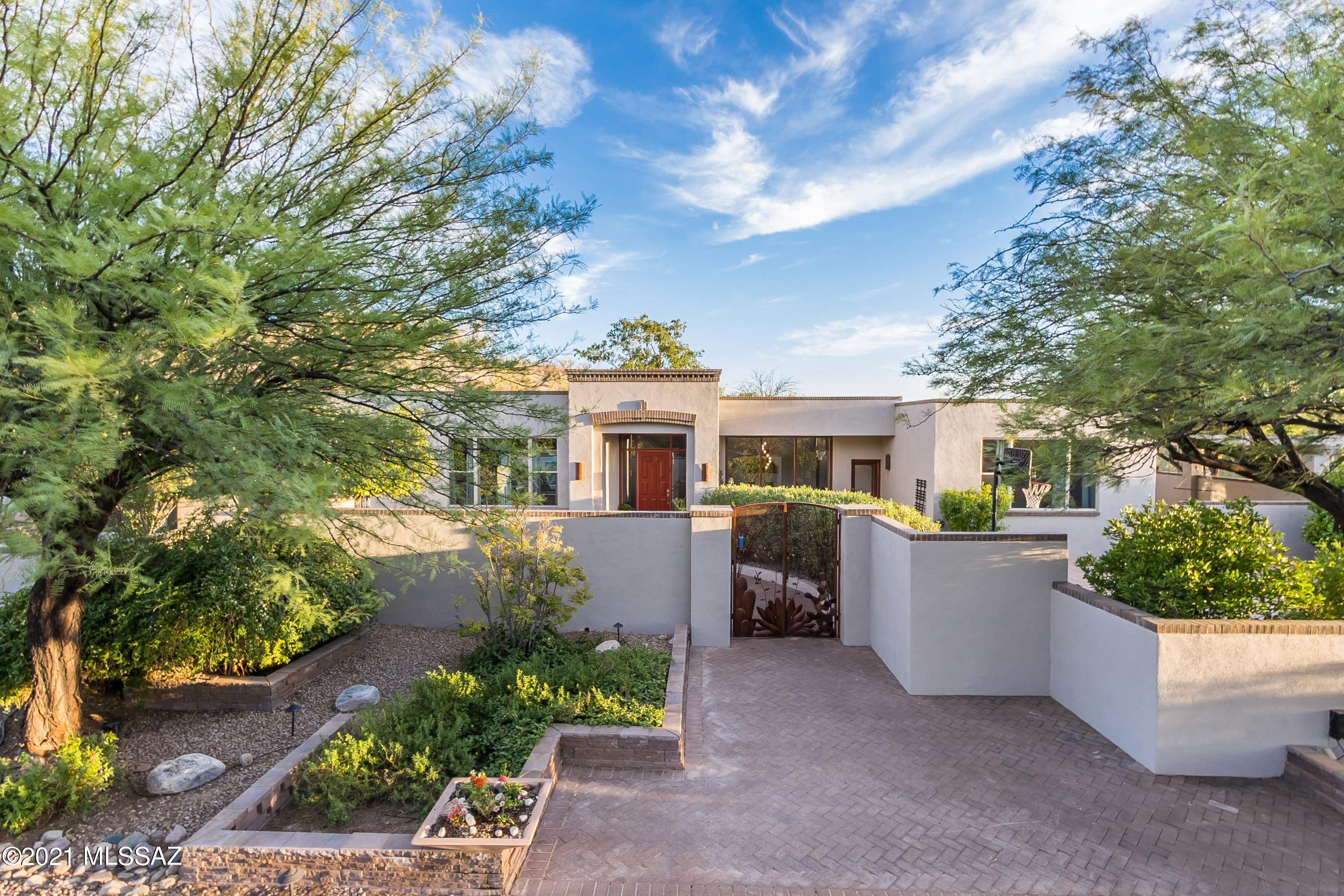 Catalina Foothills Estates NO. 10 (1-72) - Residential