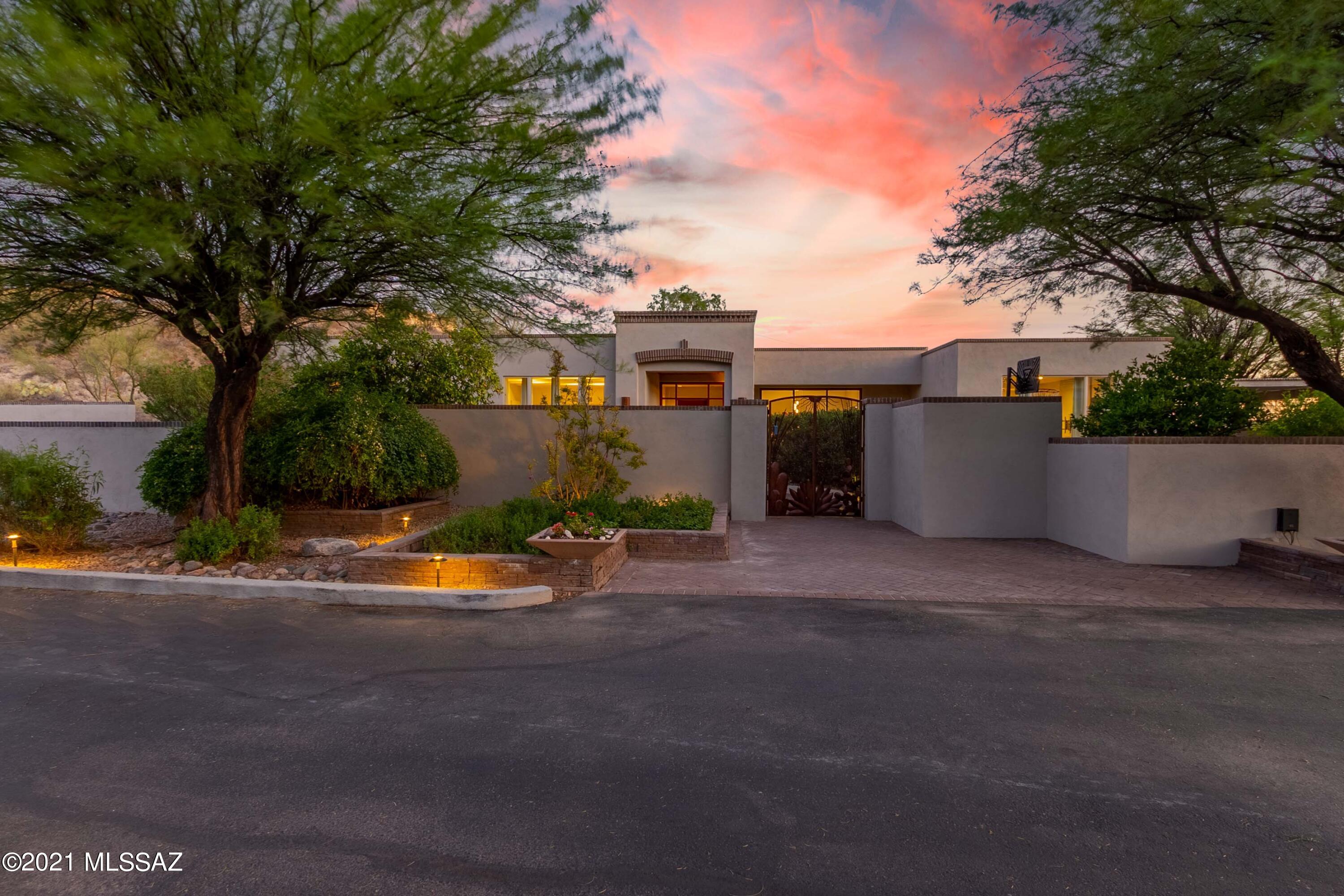 Catalina Foothills Estates NO. 10 (1-72) - Residential