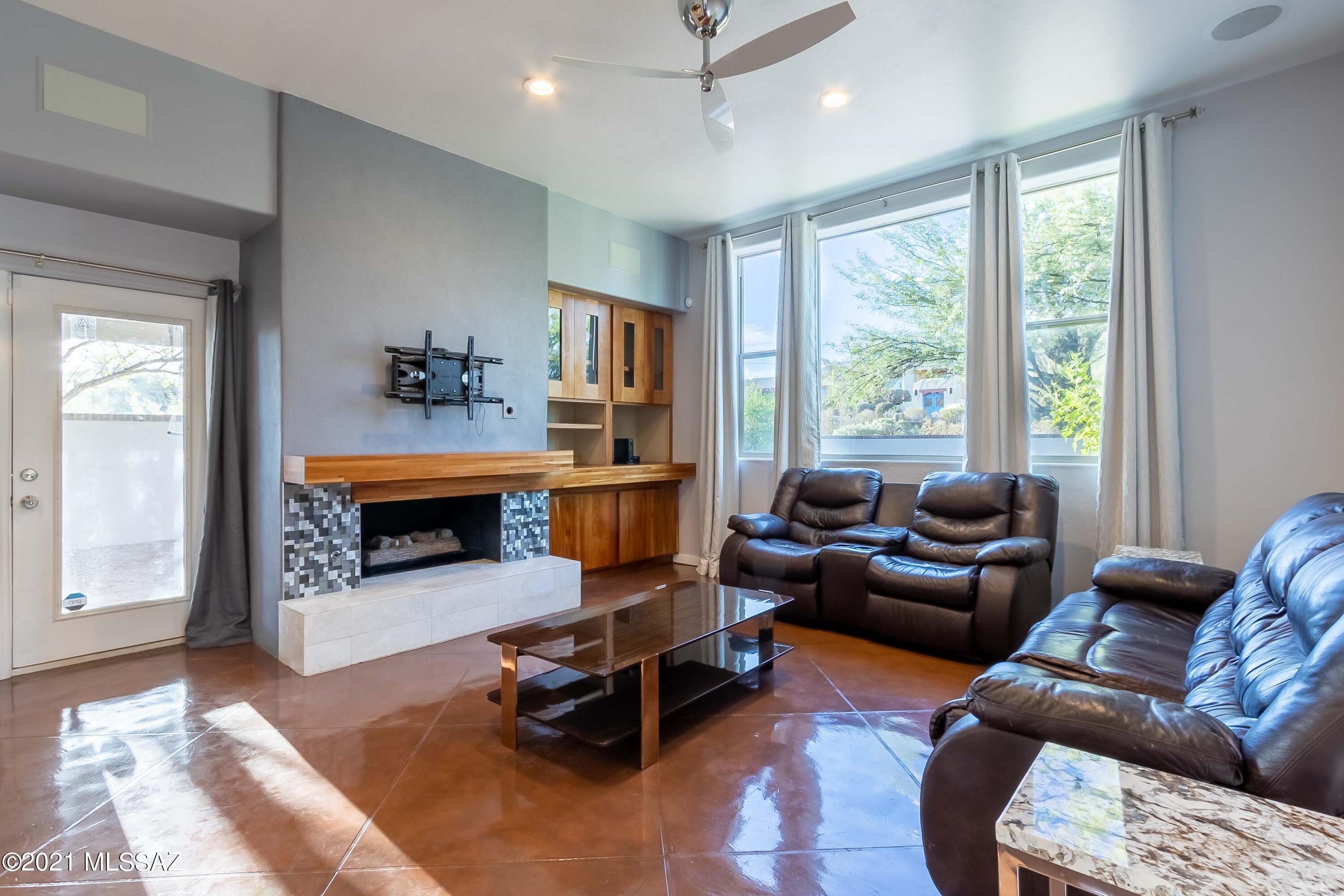 Catalina Foothills Estates NO. 10 (1-72) - Residential