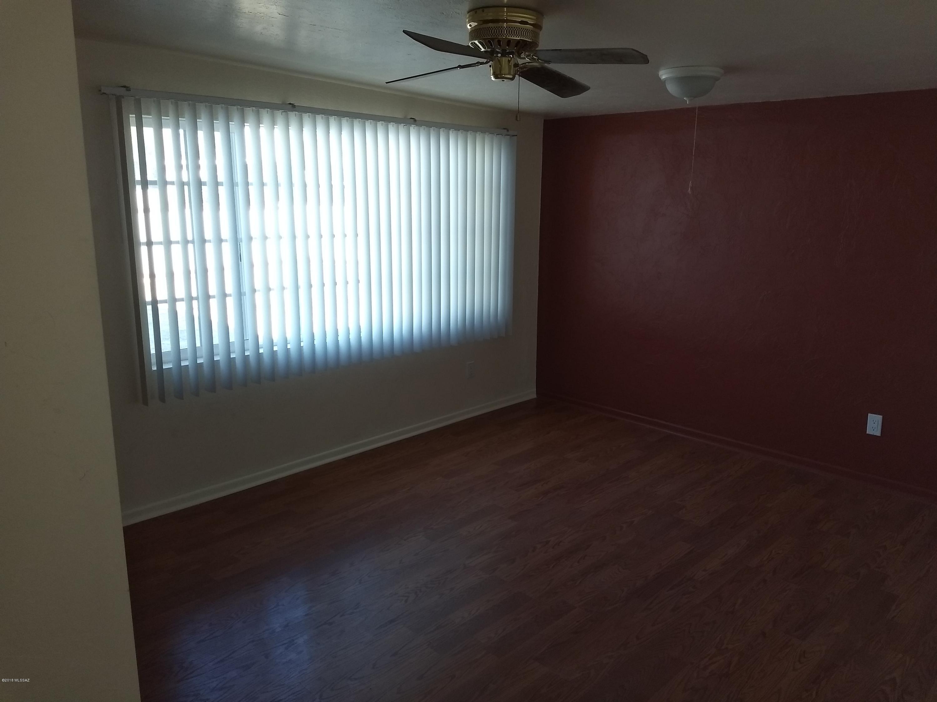 Sherwood Village Terrace (231-546) - Residential