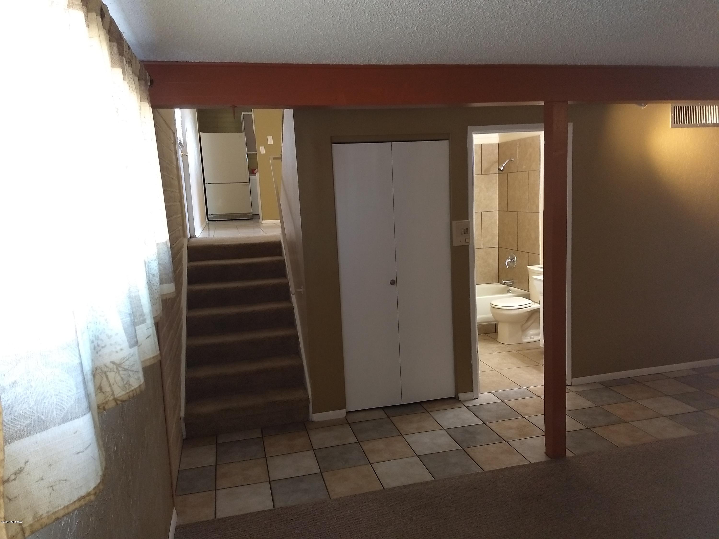 Sherwood Village Terrace (231-546) - Residential