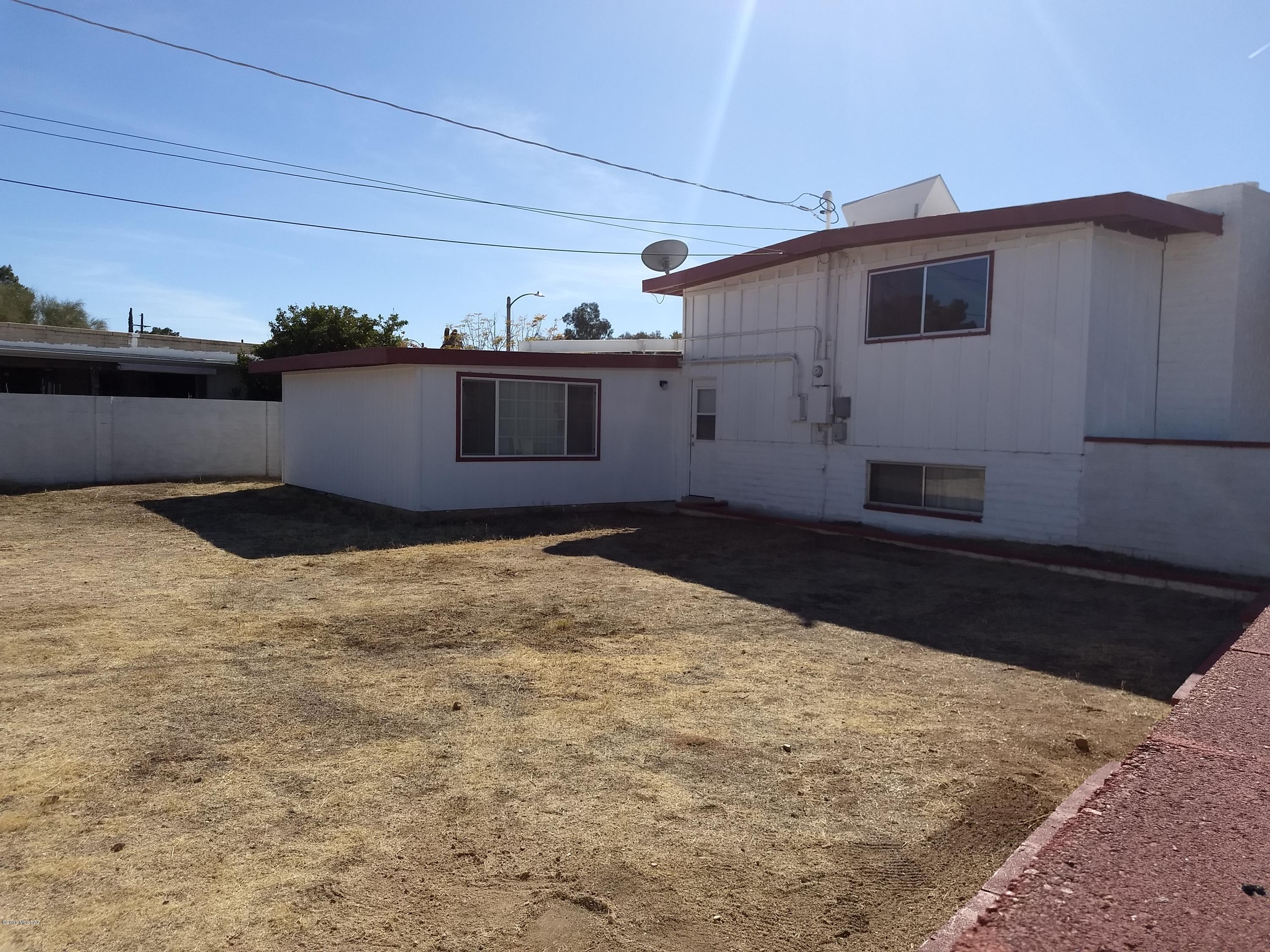 Sherwood Village Terrace (231-546) - Residential
