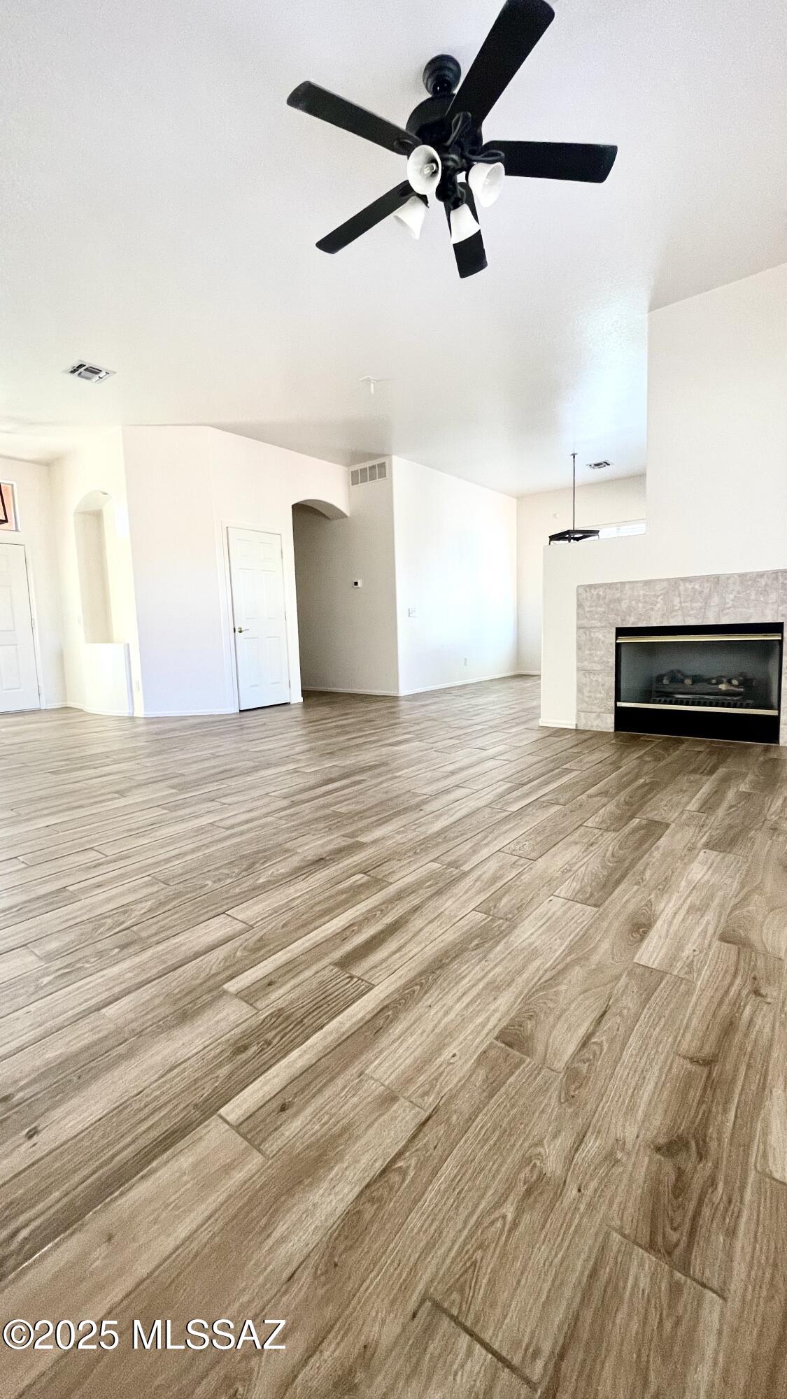 Desert Traditions II (49-120) - Residential