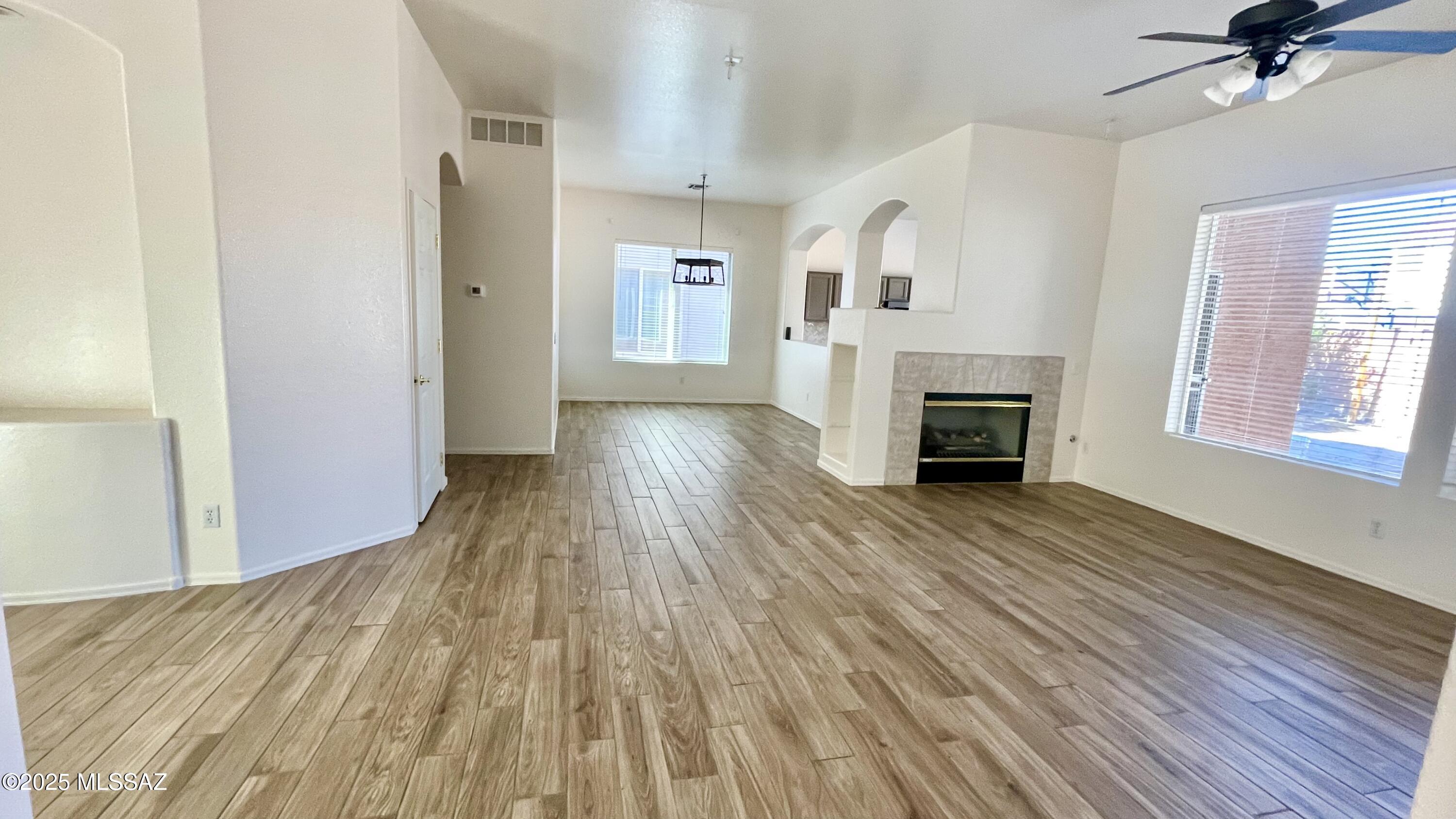 Desert Traditions II (49-120) - Residential