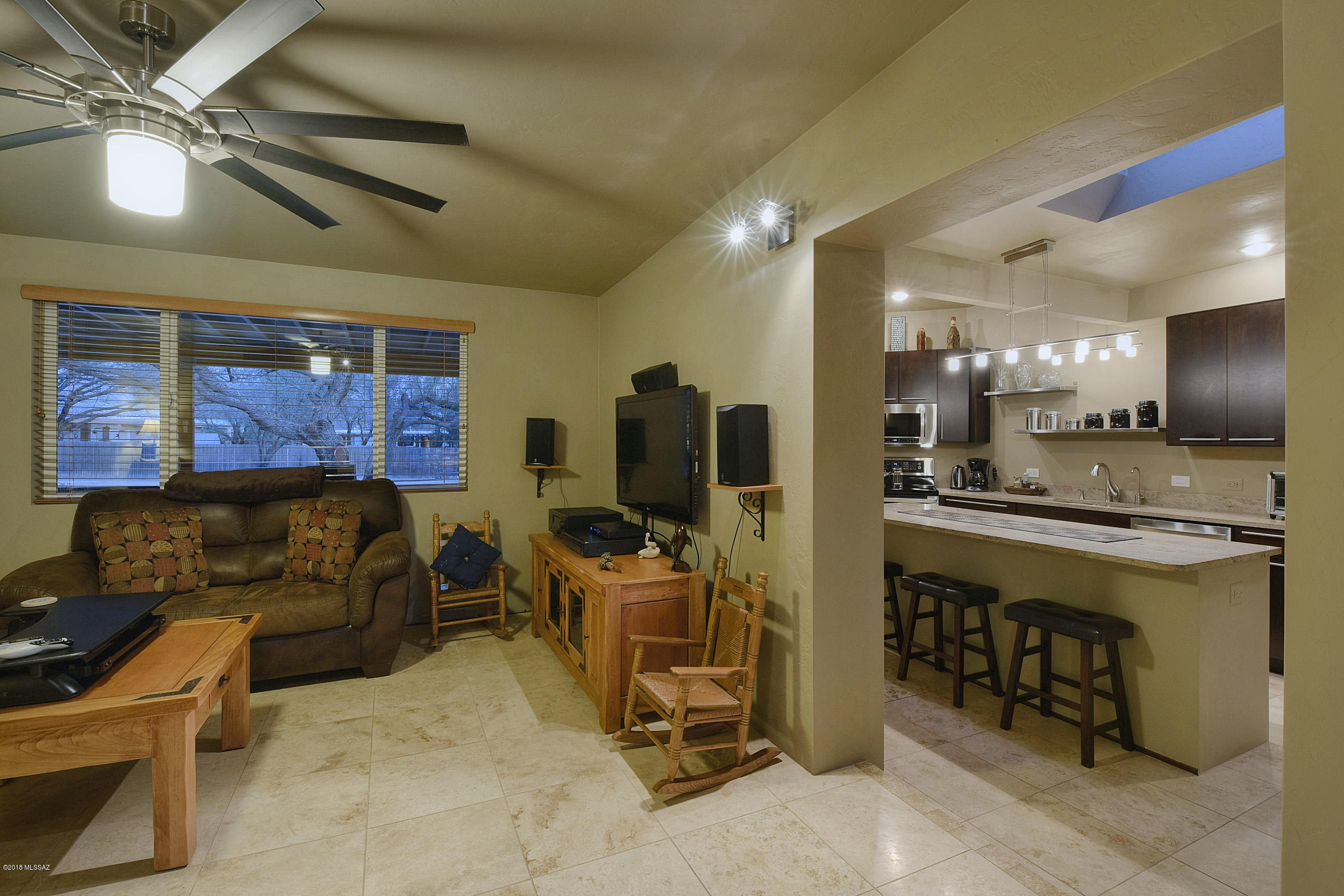 Tres Lomas (1-147) - Residential