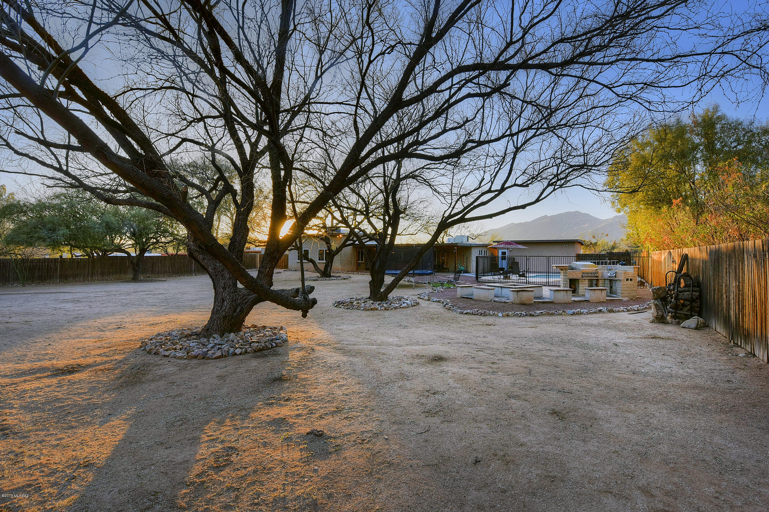 Tres Lomas (1-147) - Residential