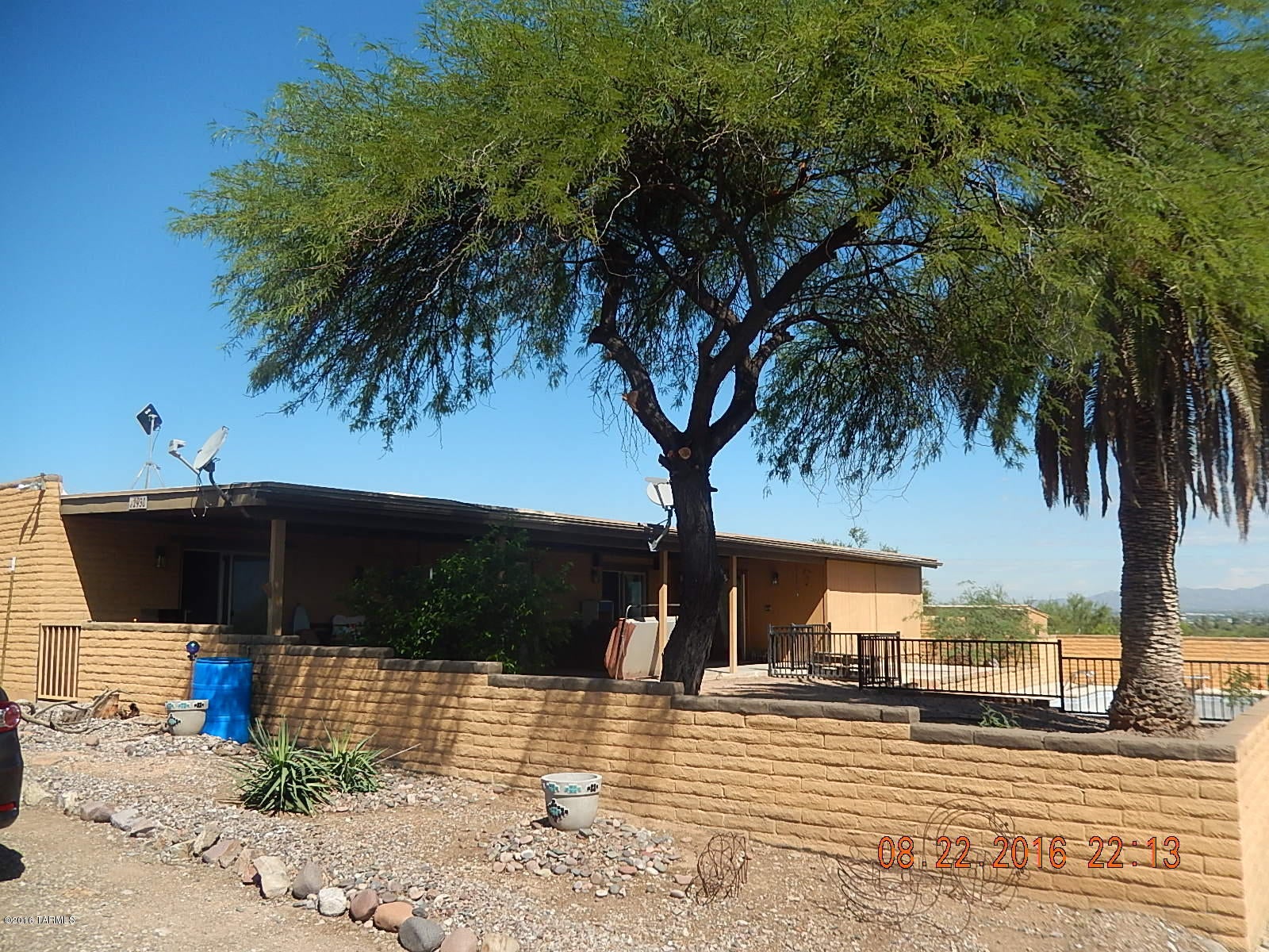 Haciendas Del Oeste (1-5) - Residential Lease