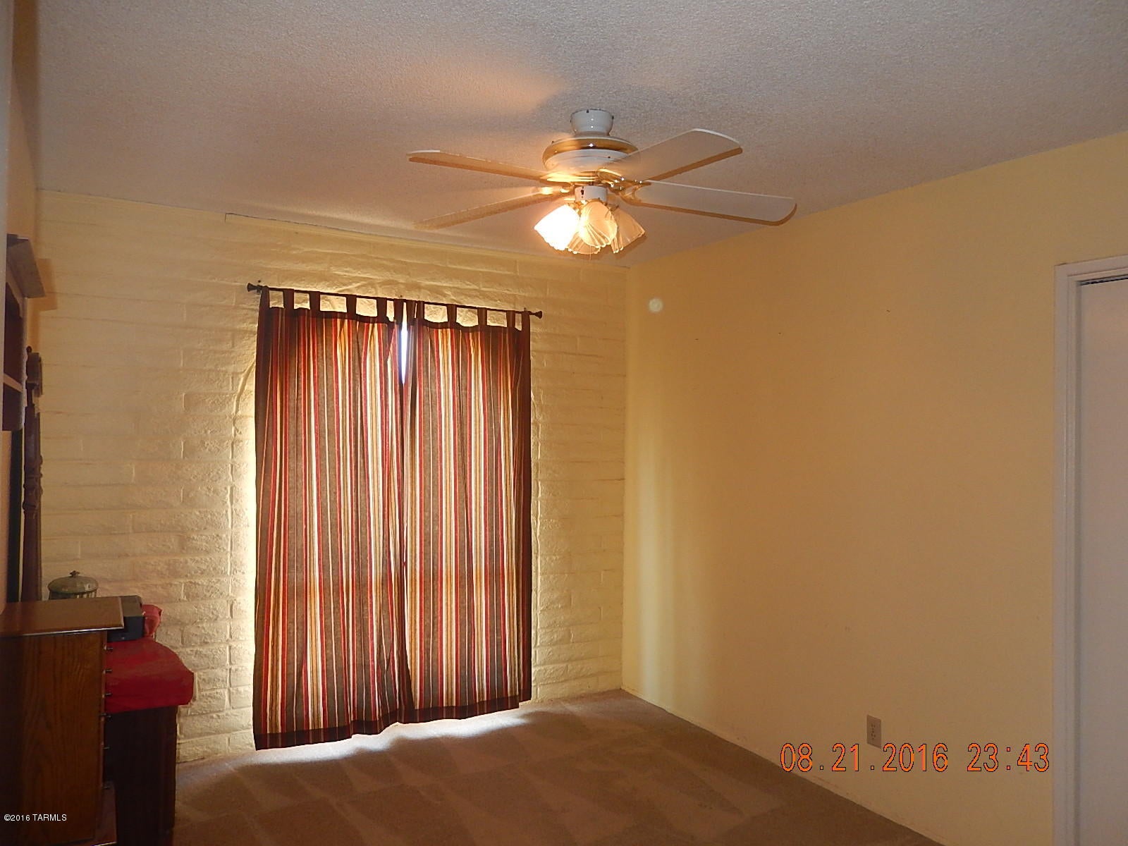 Haciendas Del Oeste (1-5) - Residential Lease