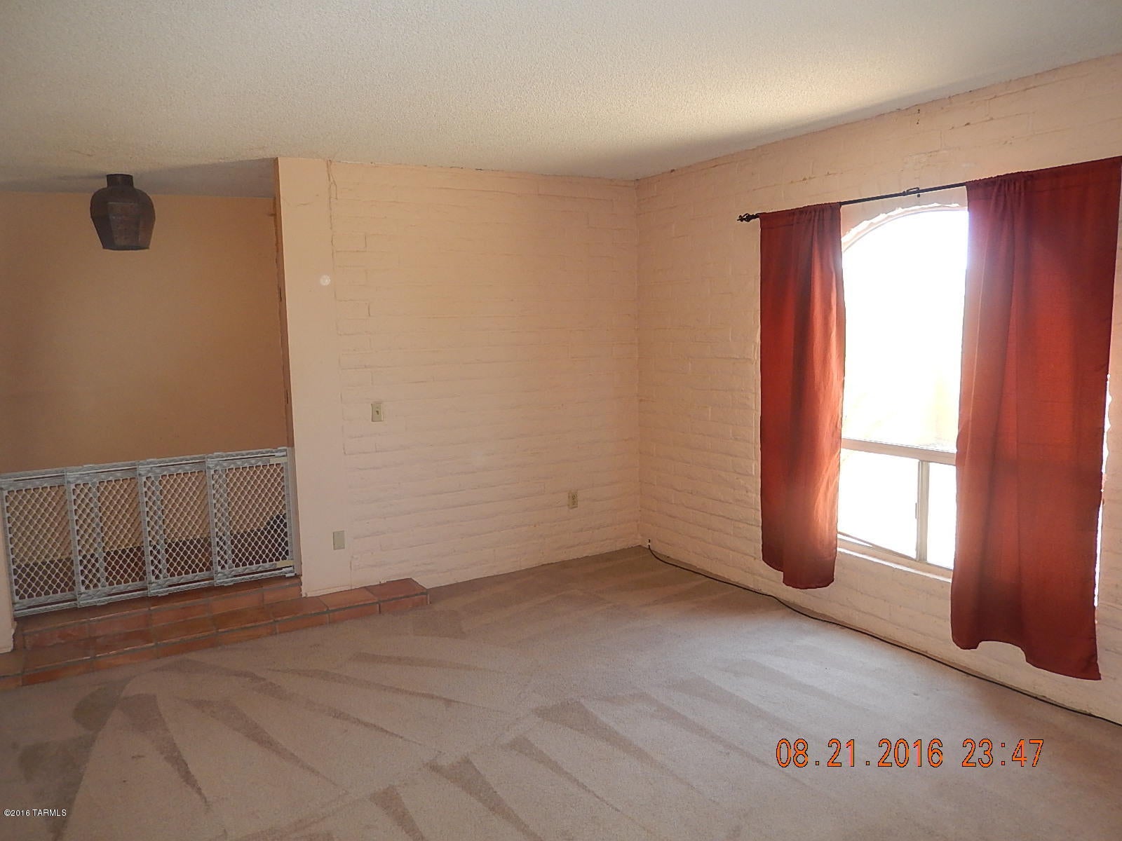 Haciendas Del Oeste (1-5) - Residential Lease