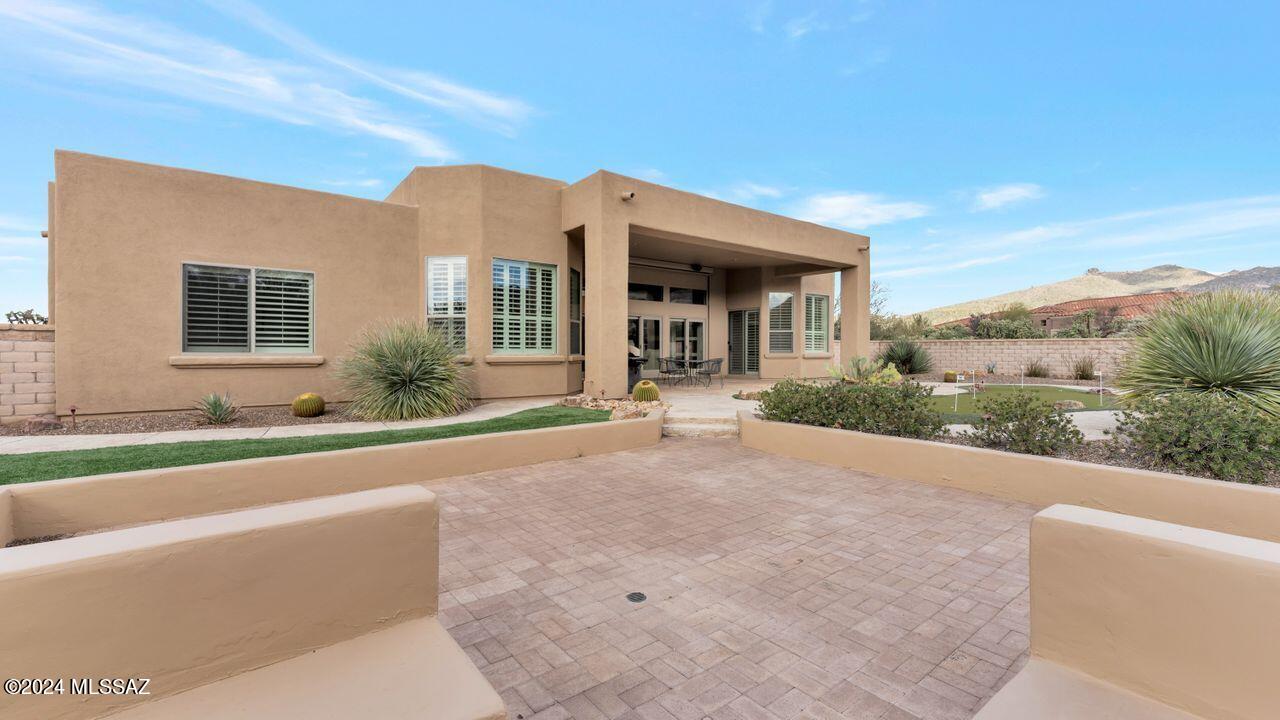 Dos Lagos at Dove Mountain (1-91) - Residential
