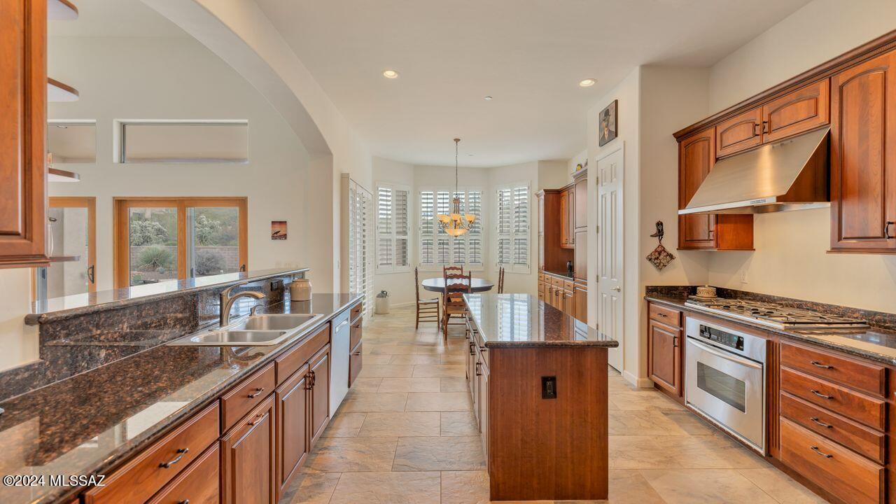 Dos Lagos at Dove Mountain (1-91) - Residential