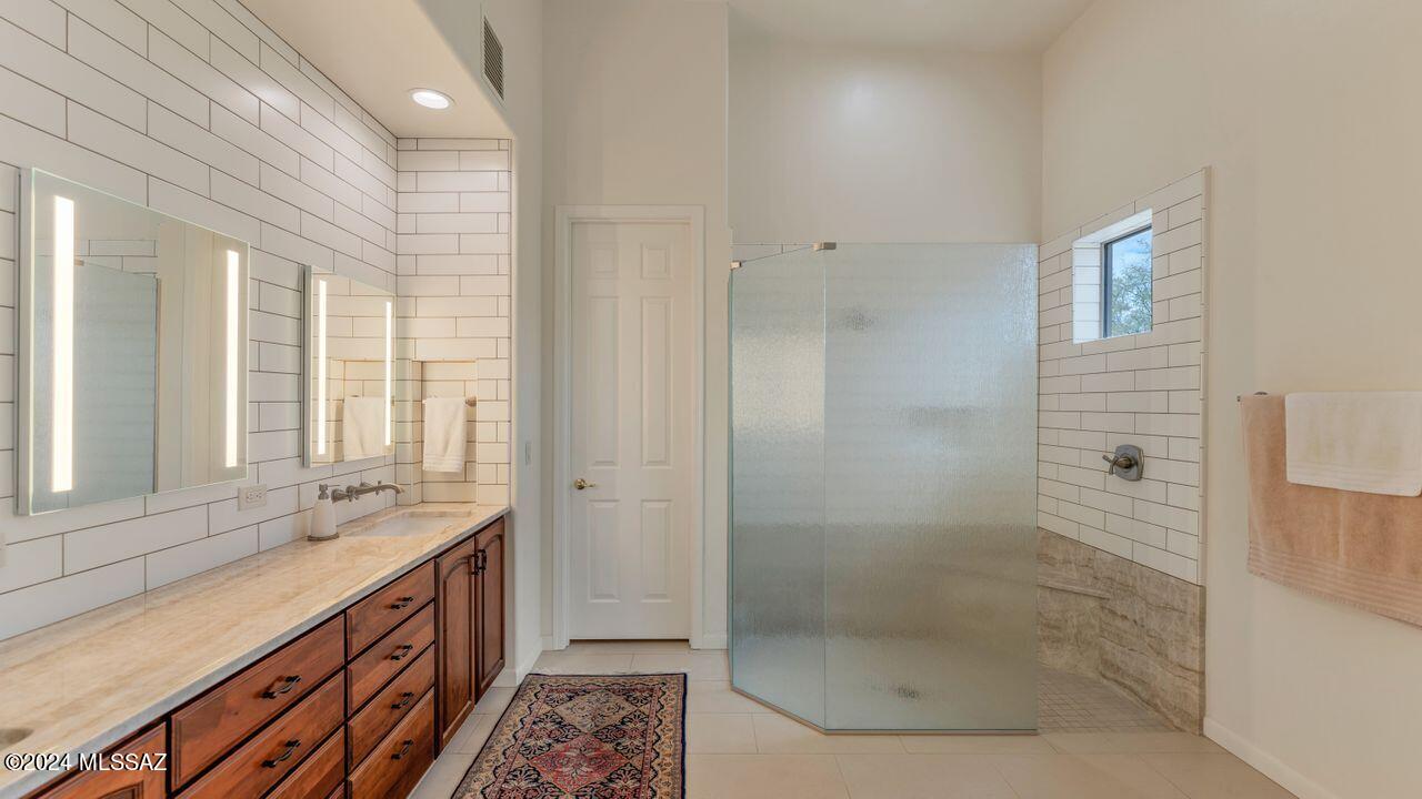 Dos Lagos at Dove Mountain (1-91) - Residential