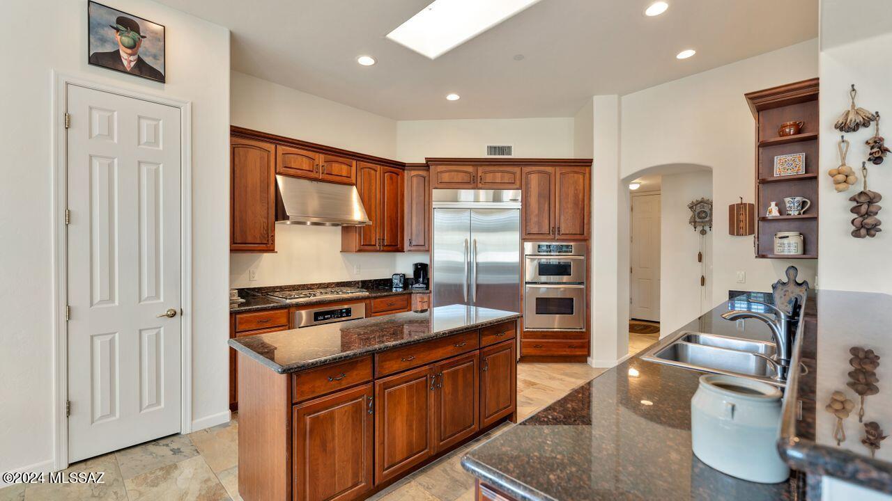 Dos Lagos at Dove Mountain (1-91) - Residential