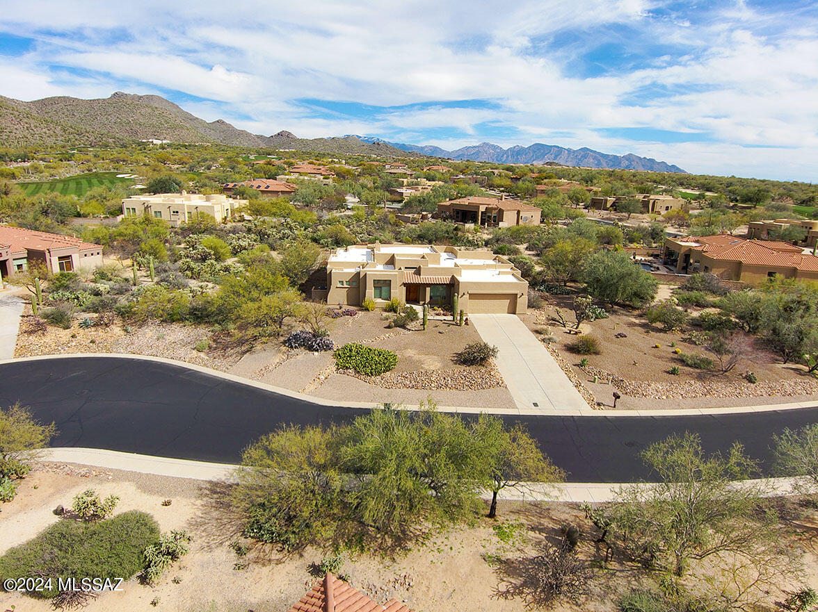 Dos Lagos at Dove Mountain (1-91) - Residential