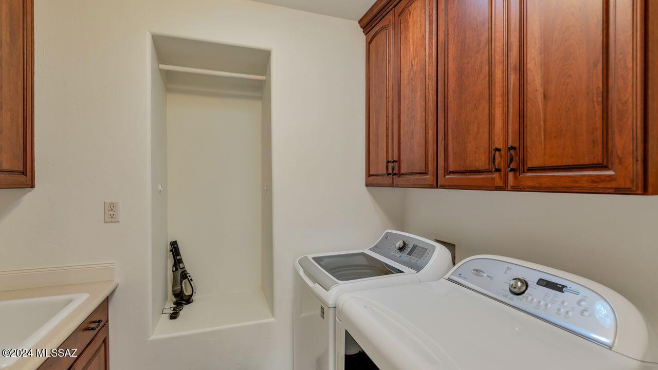 Dos Lagos at Dove Mountain (1-91) - Residential