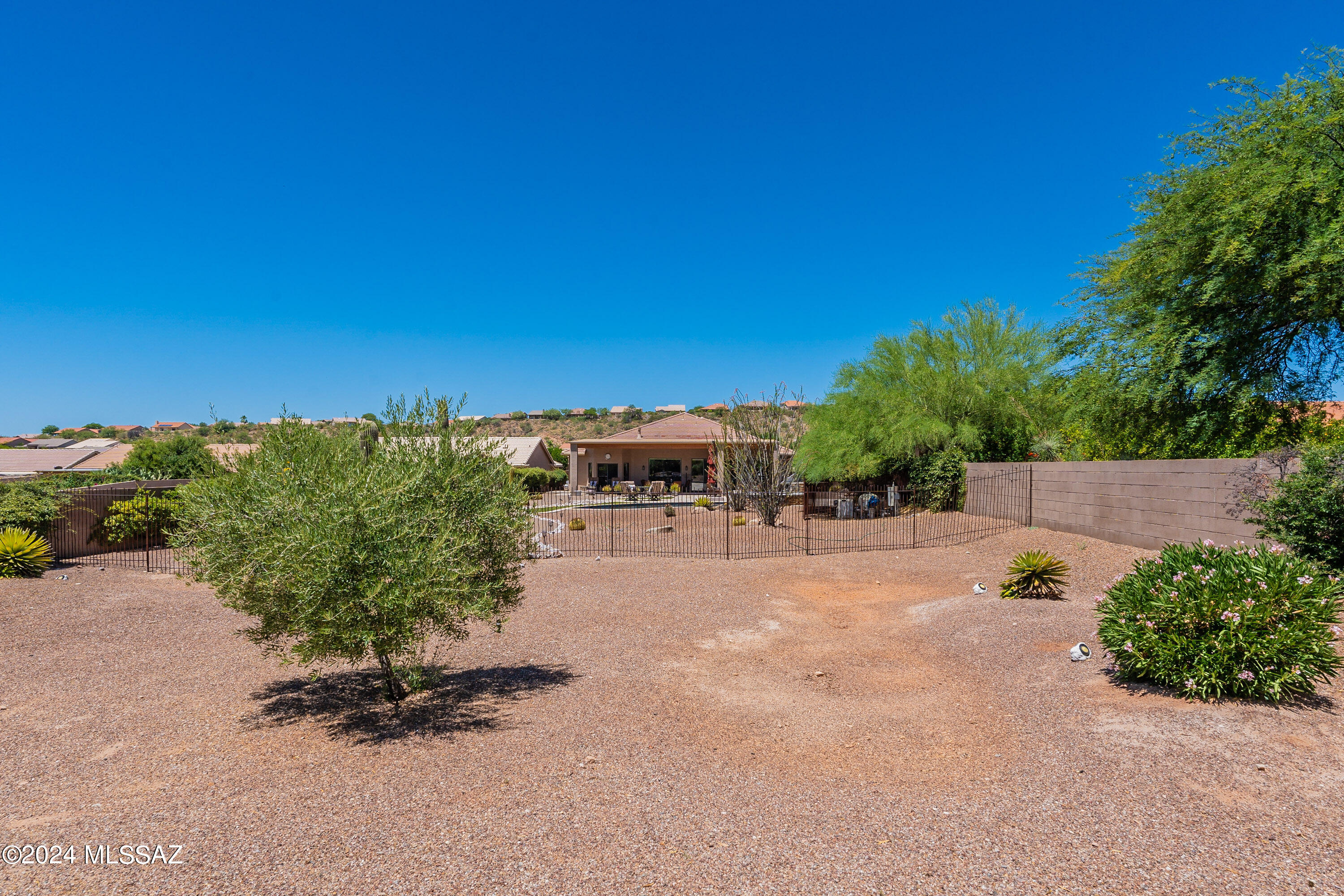 Saddlebrooke - Residential