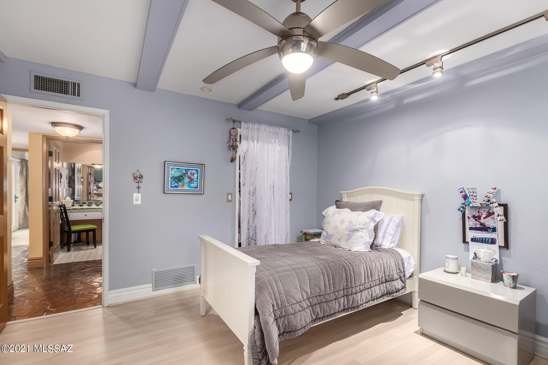 Country Club Estates NO. 3 (1-25) - Residential