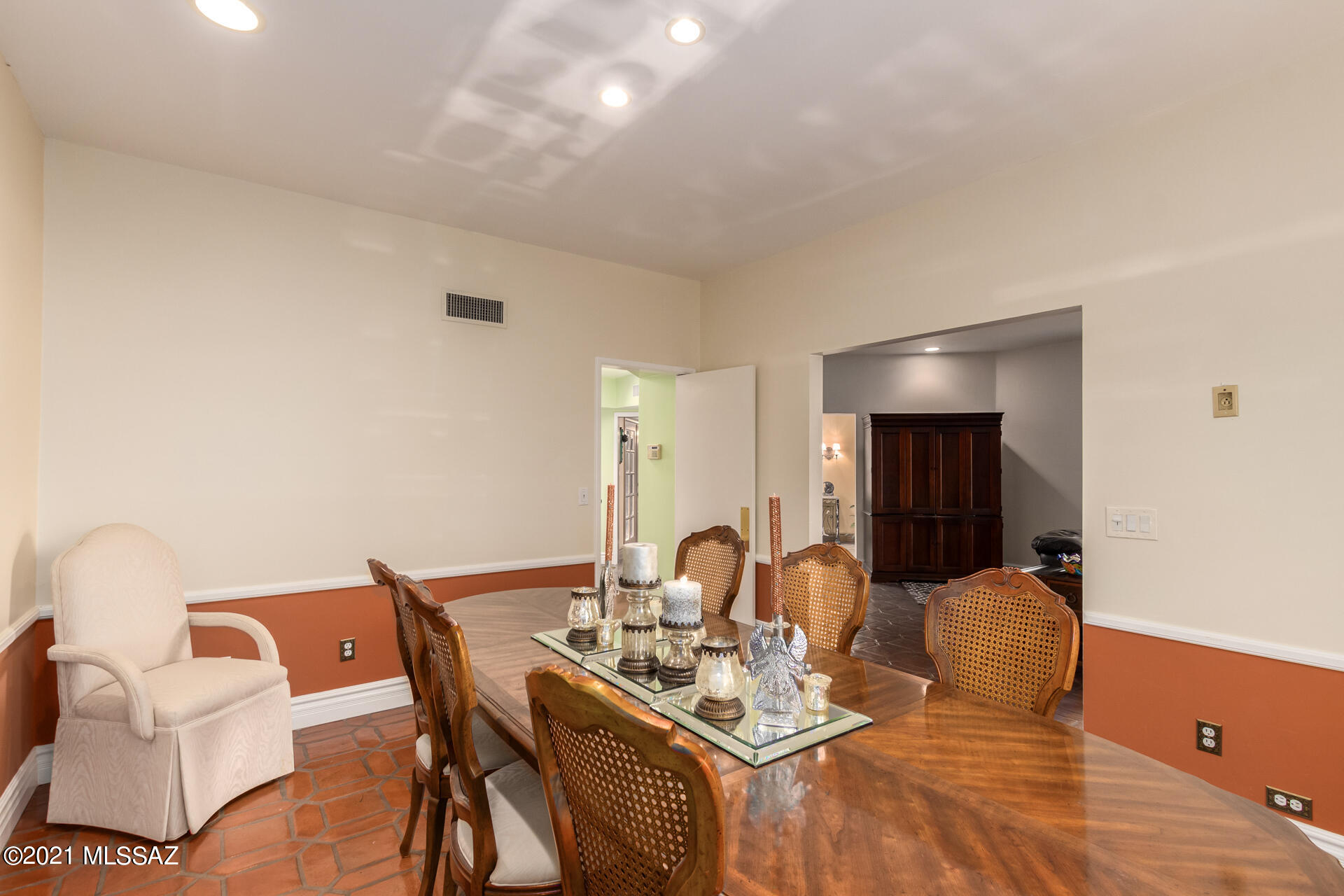 Country Club Estates NO. 3 (1-25) - Residential