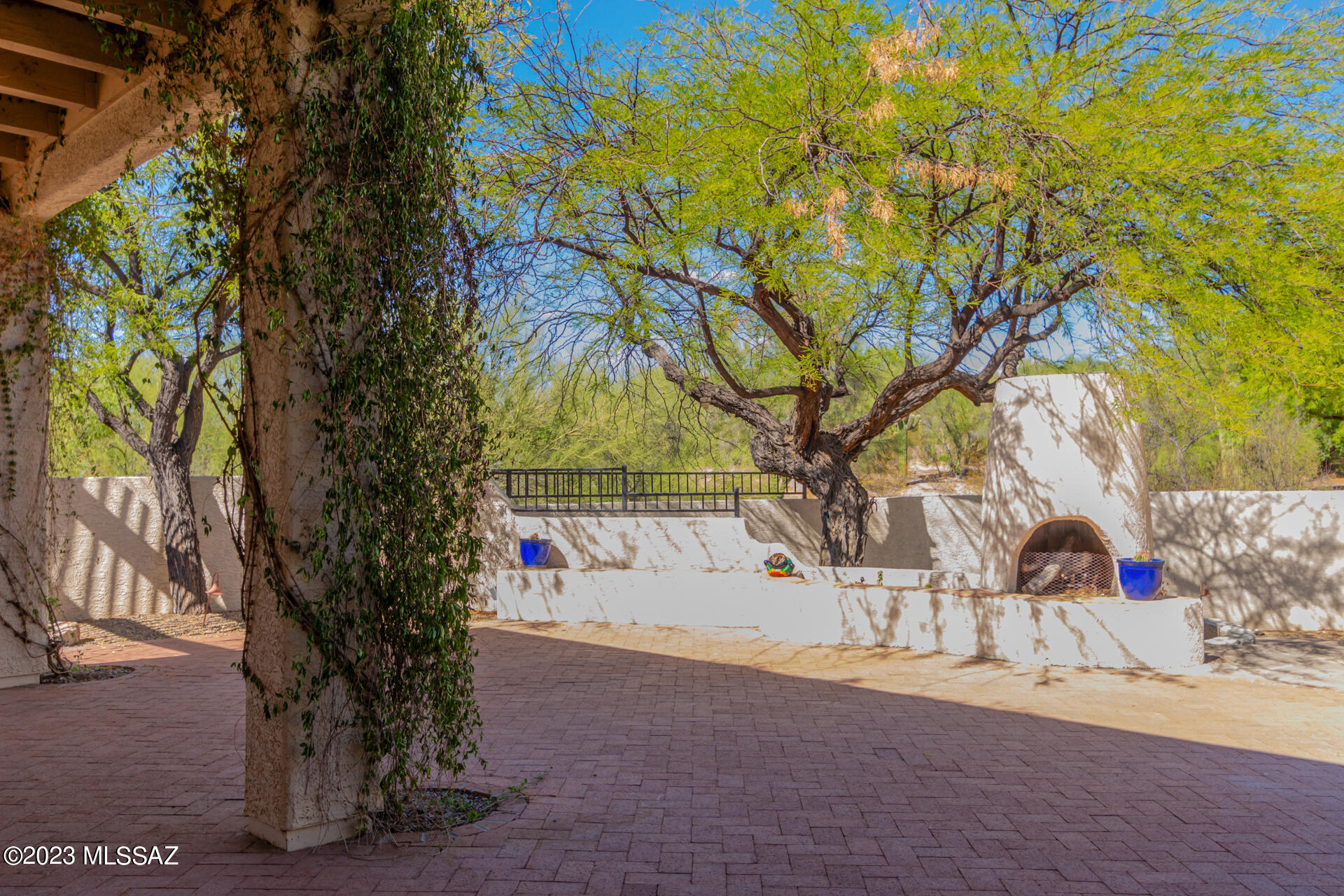 Las Lomitas (1) - Residential