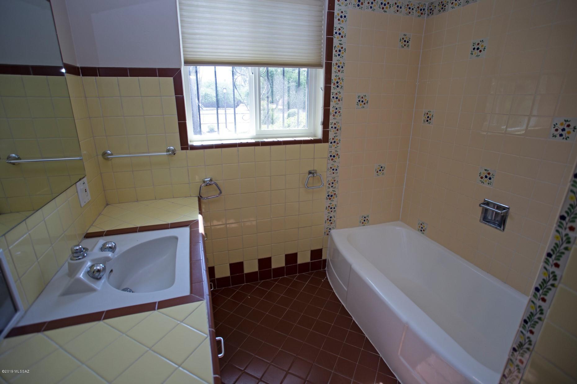 Encanto Park - Residential