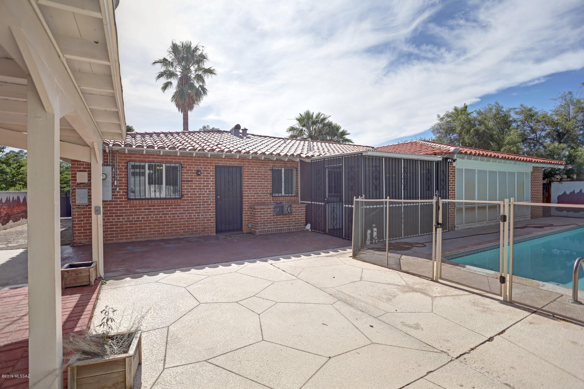 Encanto Park - Residential