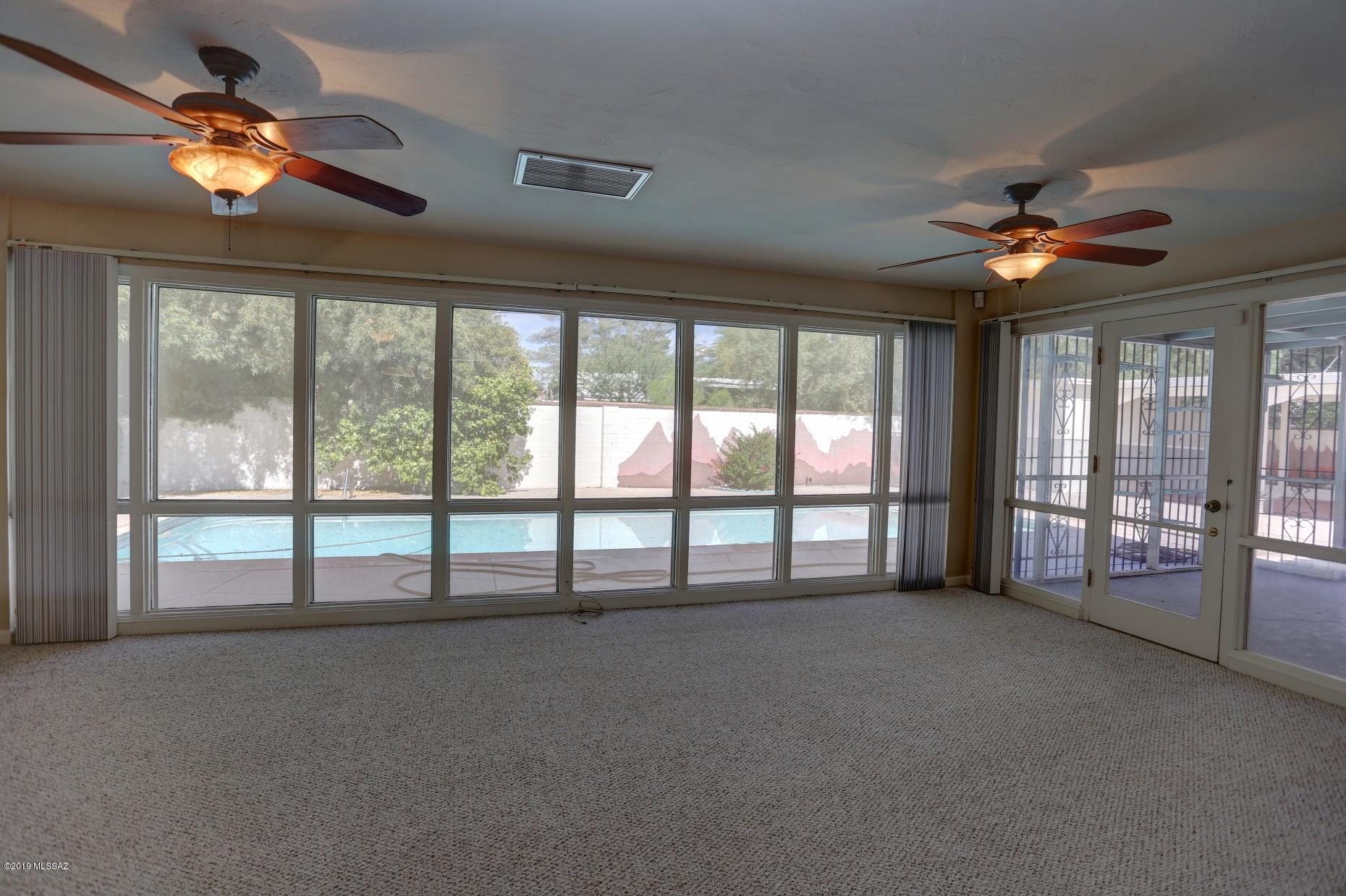 Encanto Park - Residential
