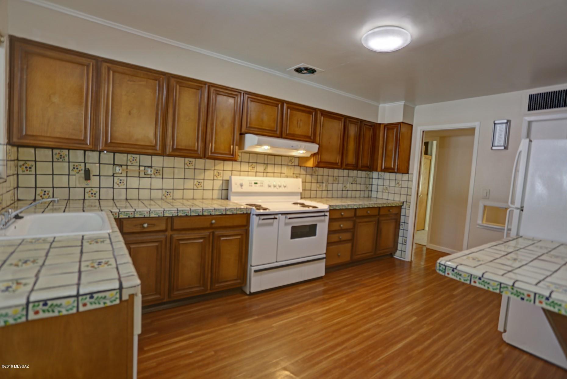 Encanto Park - Residential