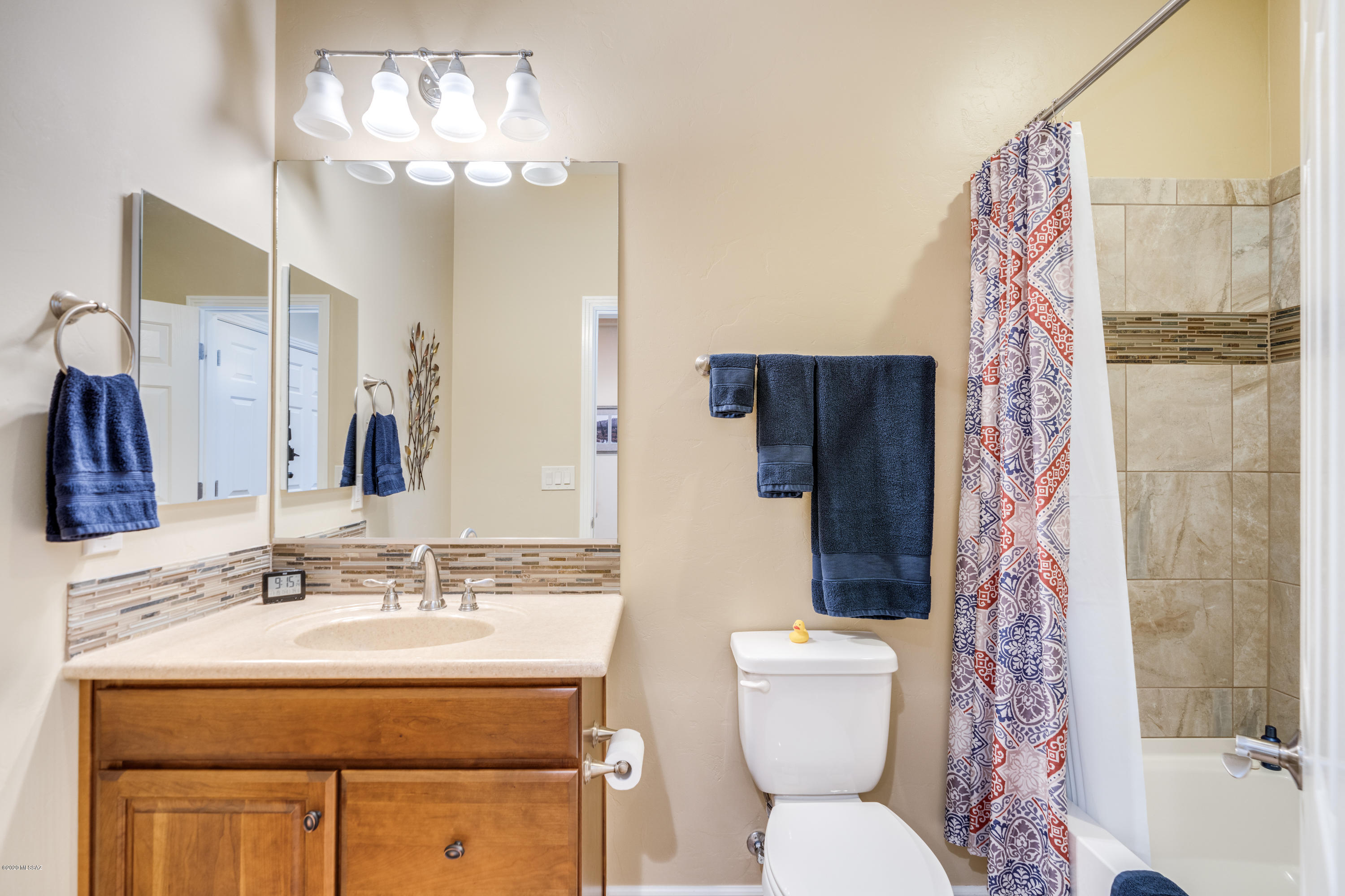 Quail Creek II Unit 33B SQ20161810746 - Residential