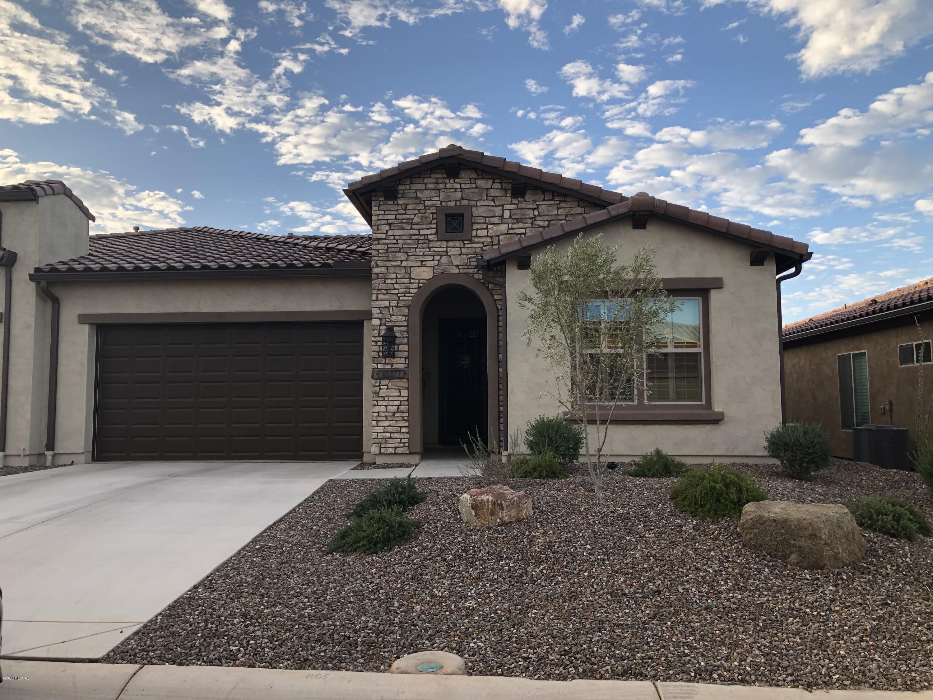 Absolute Gorgeous Viva Model Home! 2 Bedroom Plus Den. Tastefully upgraded
with many extras, not to mention the view you have of the Catalina Mountains
from your private back patio. Kitchen Boasts Beautiful Quartz Counters, Upgraded
Appliances. Extra Laundry Cabinet with utility sink, washer, and dryer included.
This is a must see for sure! Join the active adult lifestyle that SaddleBrooke Ranch
has to offer.