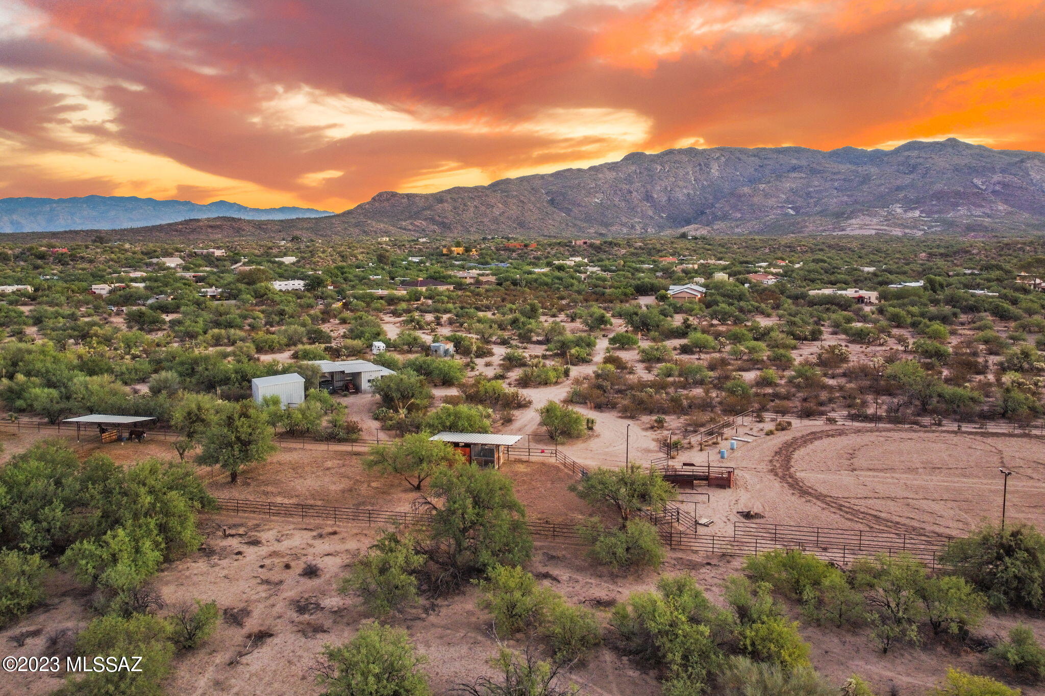 Thunderhead Home Site & Horse Lots - Residential