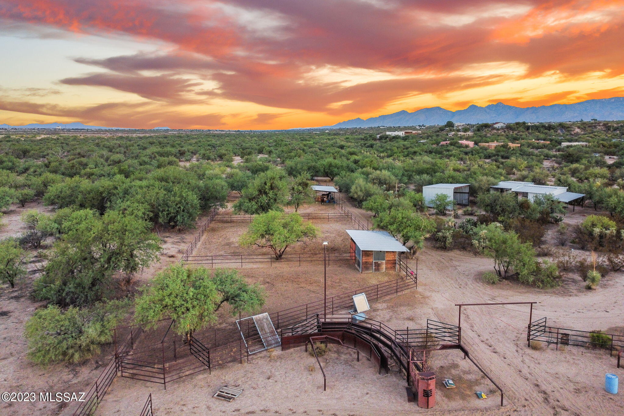 Thunderhead Home Site & Horse Lots - Residential