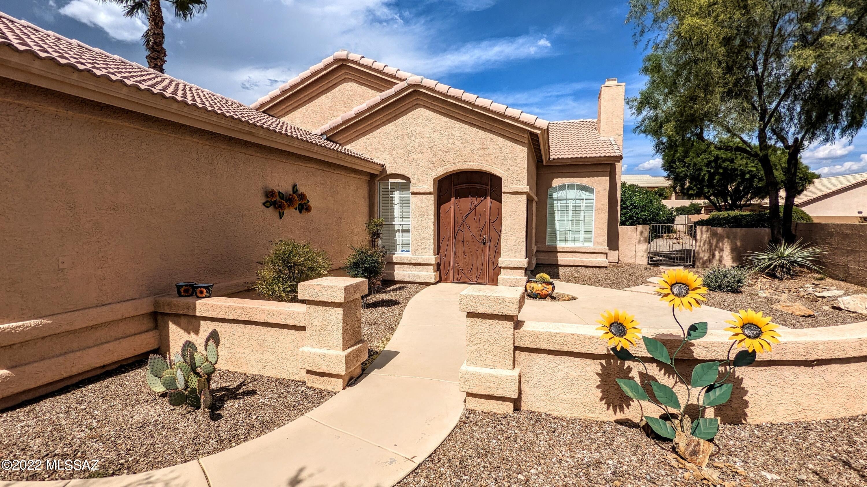 UNFURNISHED Beautifully Updated and Remodeled Fiesta Model- but you'd never know it!!! Both Bathrooms redone, new Kitchen and all Stainless appliances, Washer and Dryer included, too! Fresh paint, new Flooring- really well done, and Ready for you, right now! Available long-term through December of 2023. Putting green in rear walled yard, large covered patio, Fireplace, Granite countertops, etc. Don't miss this one!