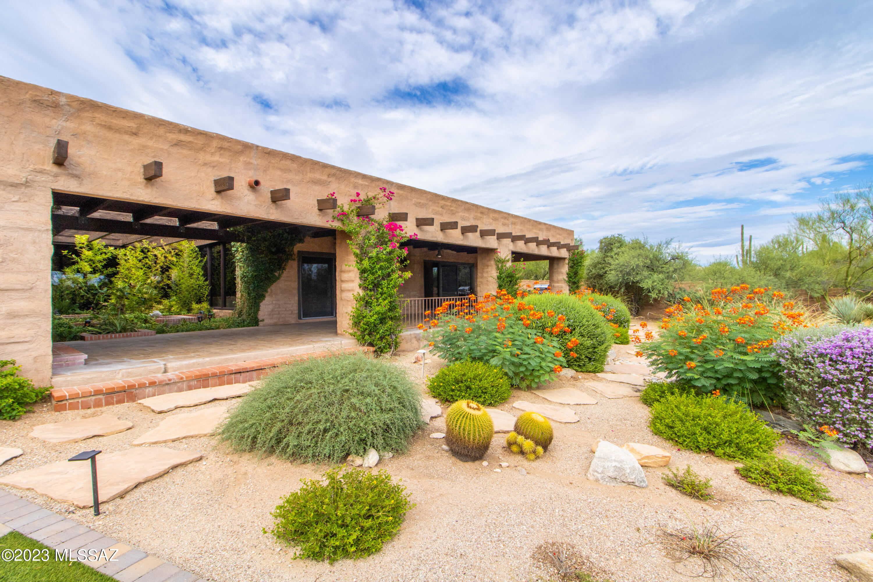 Catalina Foothills Estates NO. 7 - Residential Lease