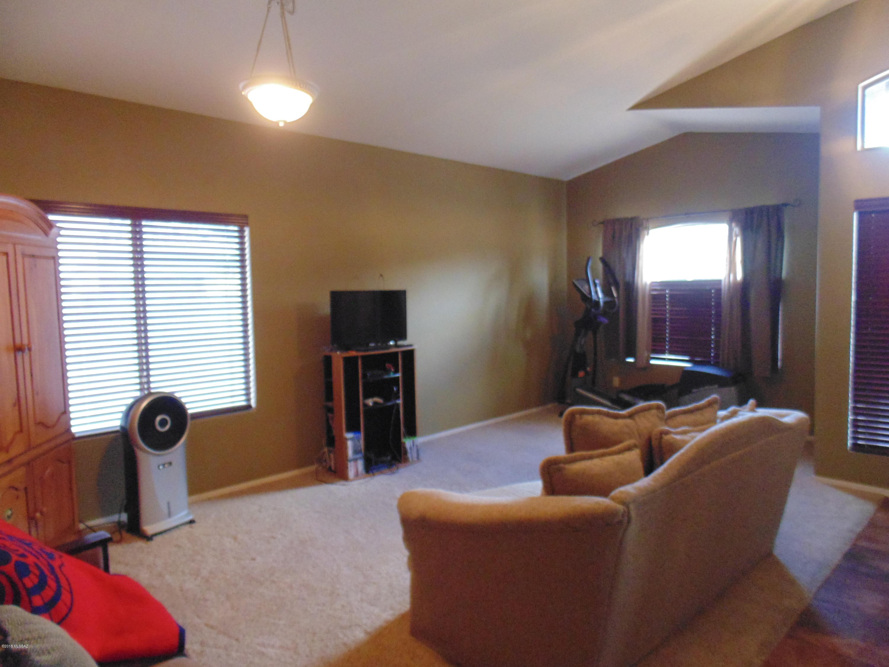 Silverbell Place (1-153) - Residential