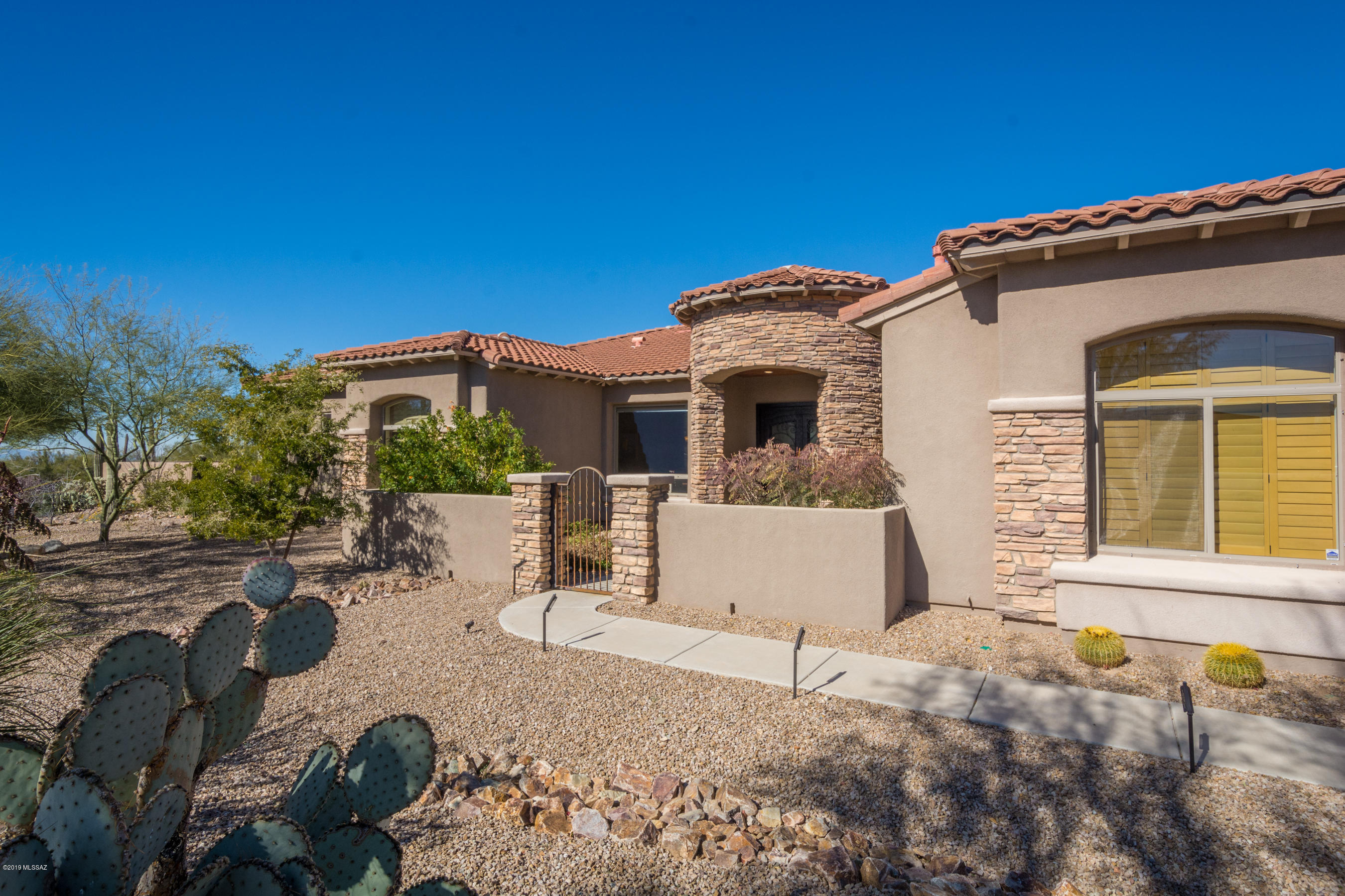 Dos Lagos at Dove Mountain (1-91) - Residential