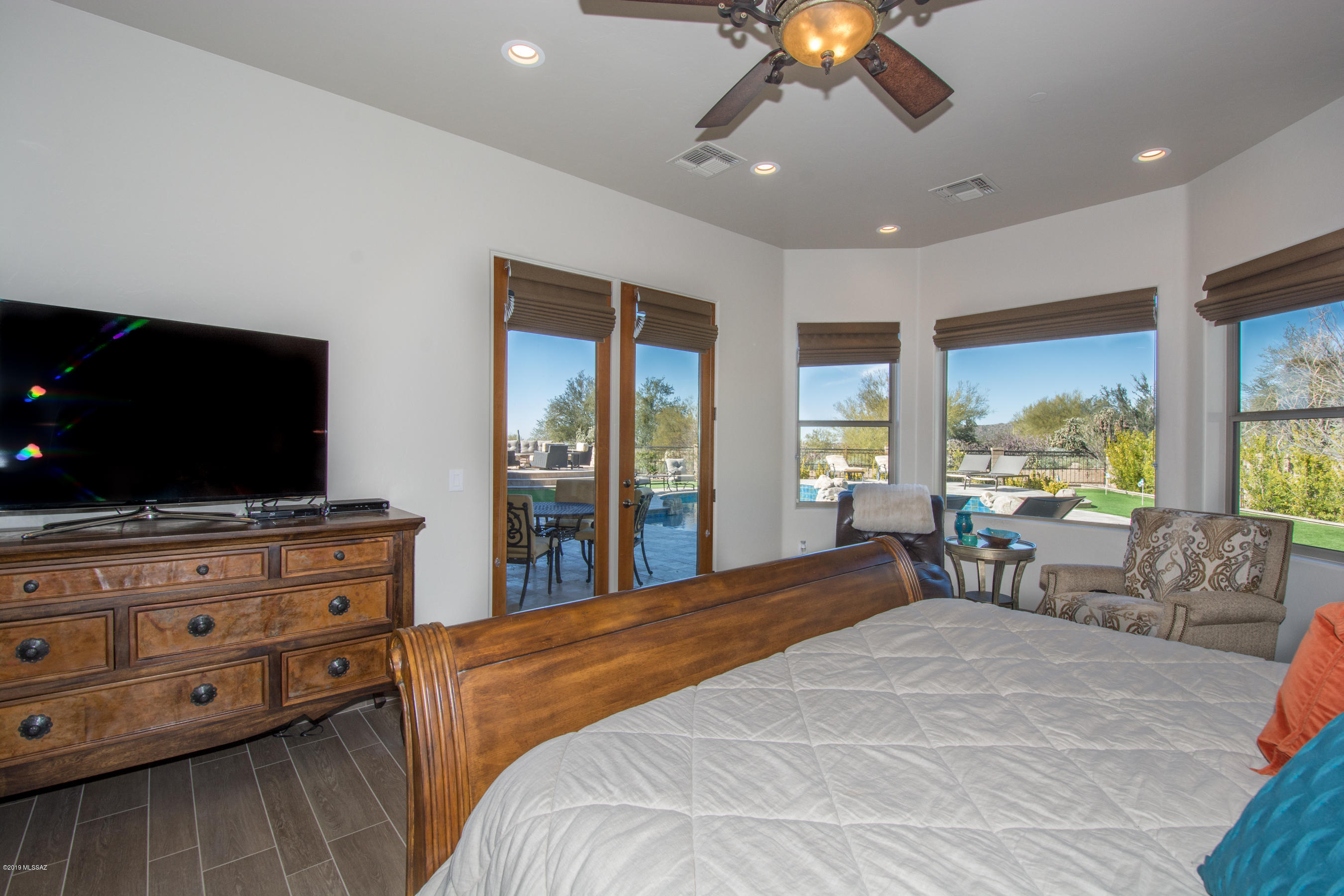 Dos Lagos at Dove Mountain (1-91) - Residential